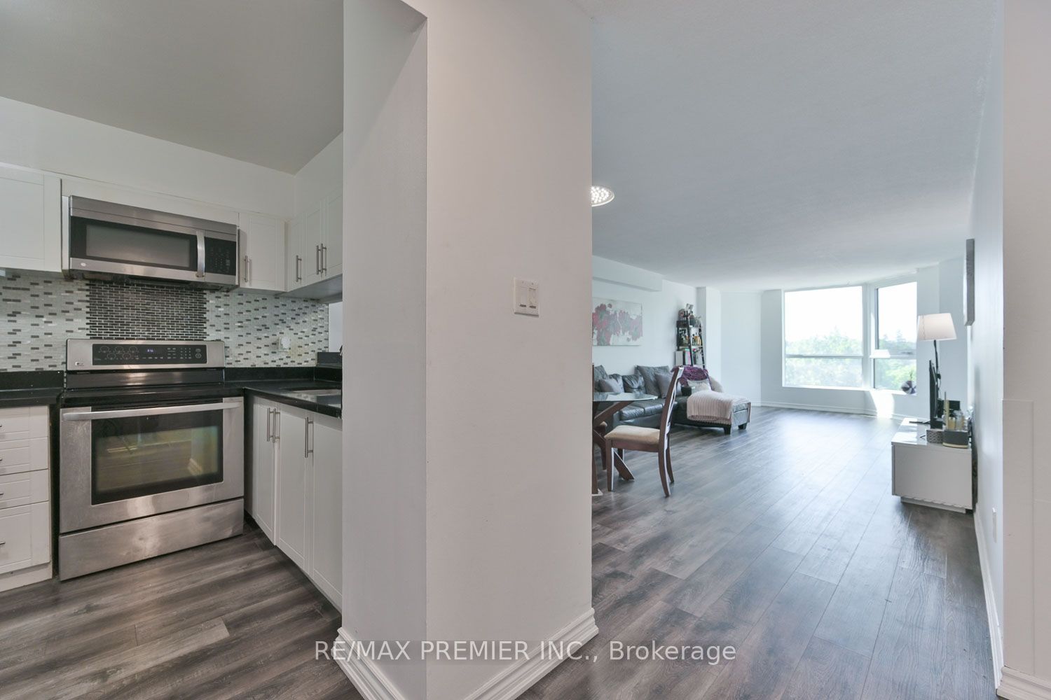 238 Albion Road 408 Property Photo 6