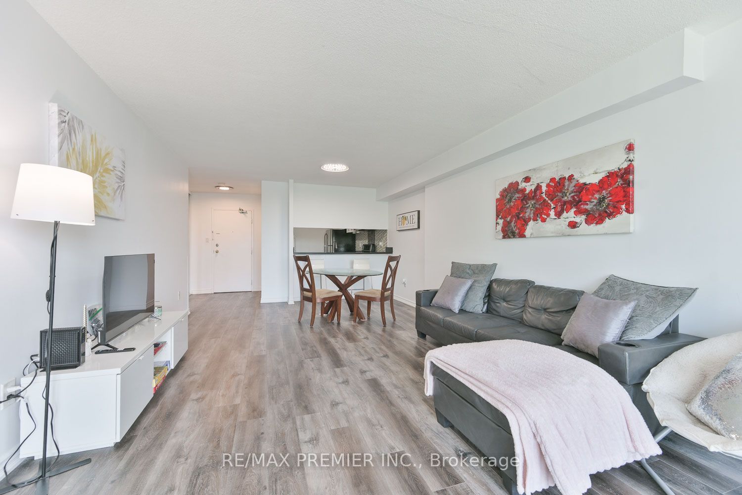 238 Albion Road 408 Property Photo 10