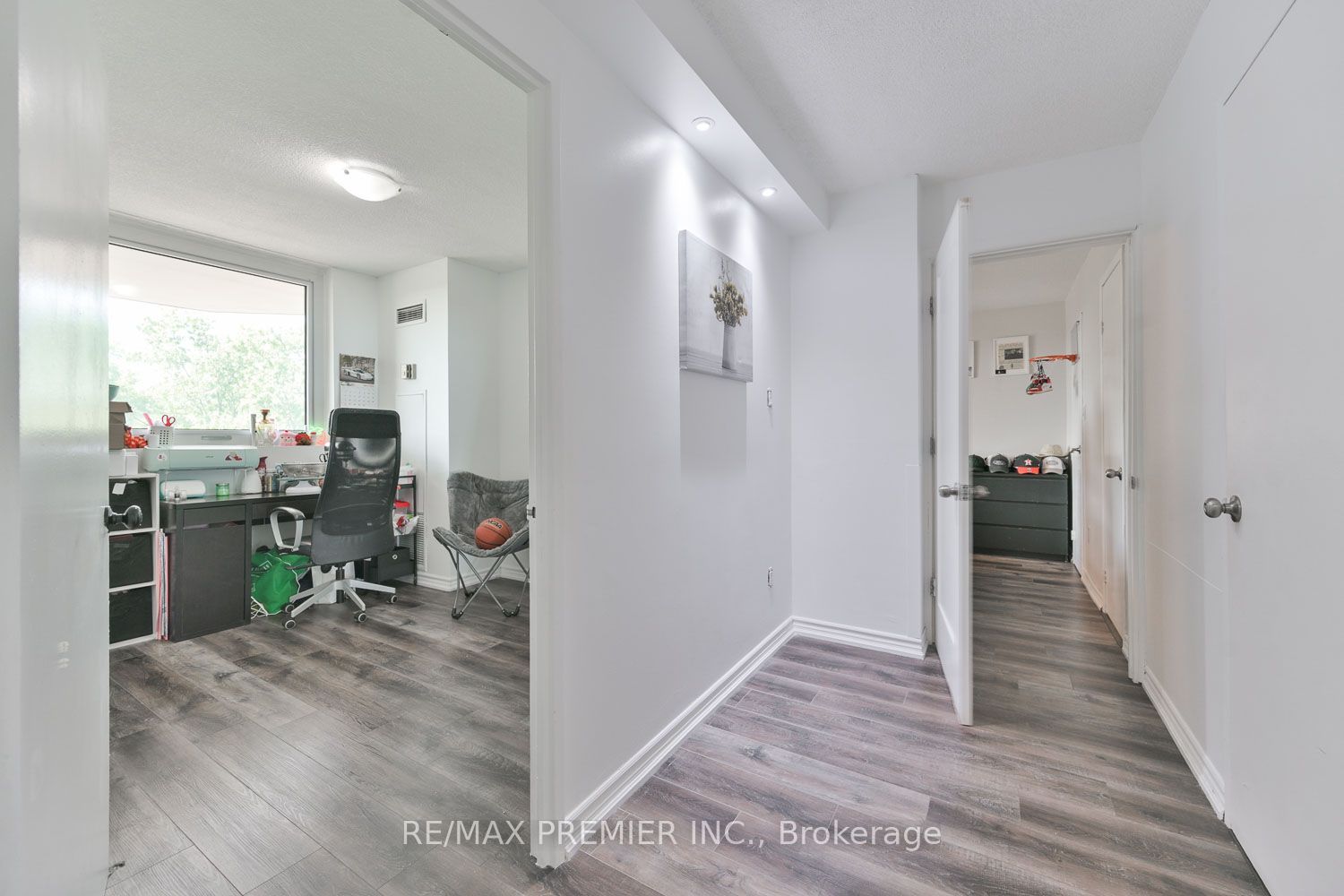 238 Albion Road 408 Property Photo 16