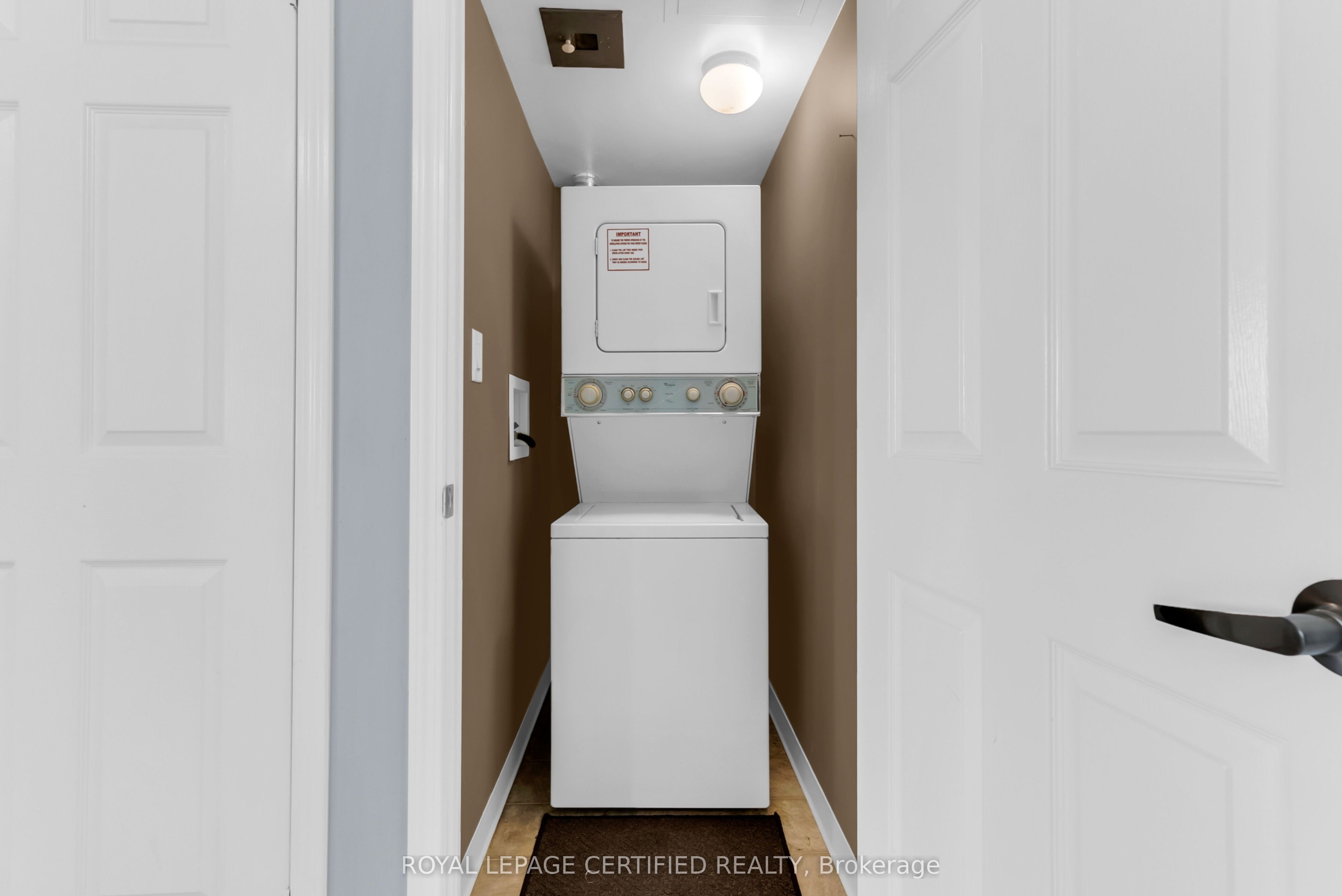 208 Enfield Place 3301 Property Photo 29