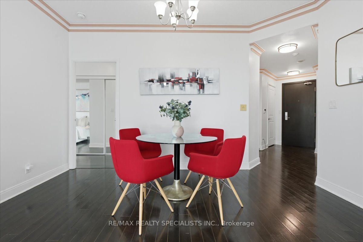 70 Absolute Avenue 1503 Property Photo 12