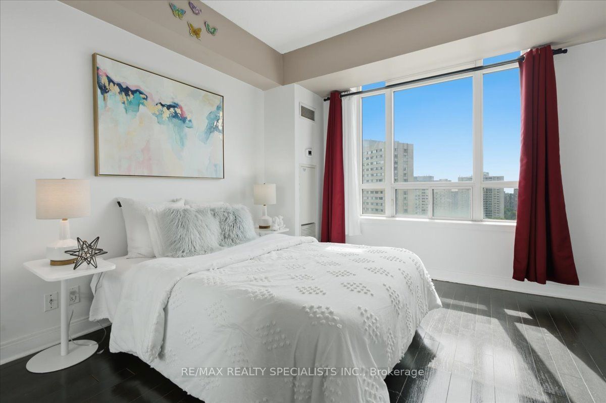 70 Absolute Avenue 1503 Property Photo 21