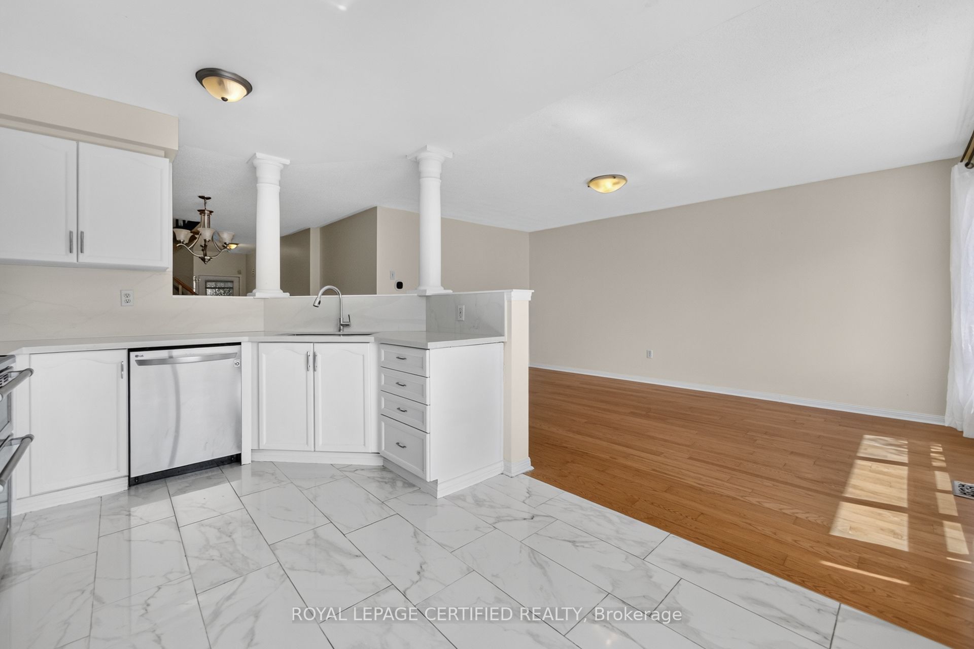 464 Collis Court Property Photo 15