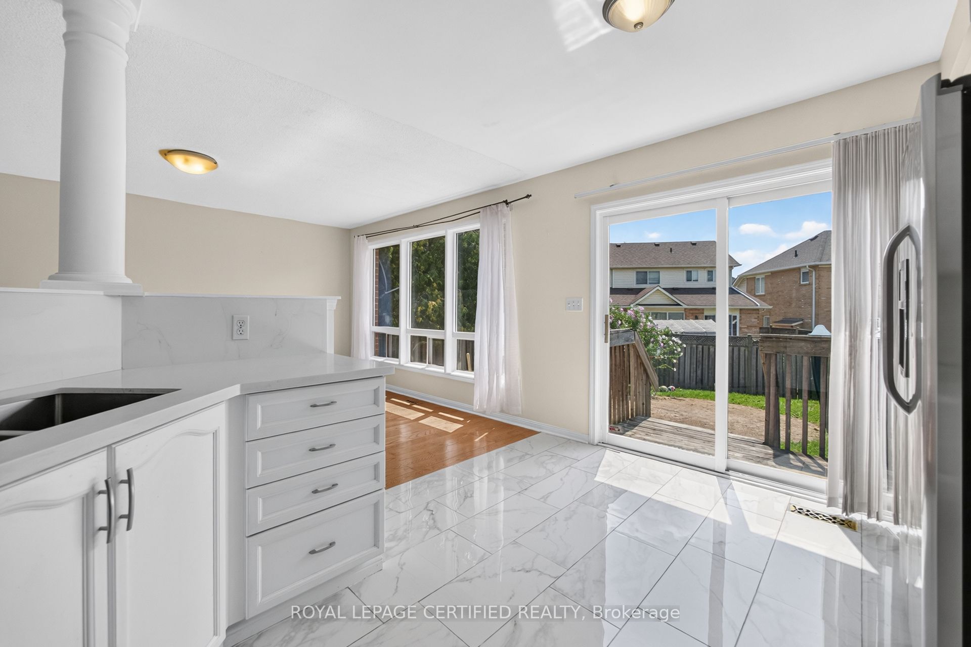 464 Collis Court Property Photo 17