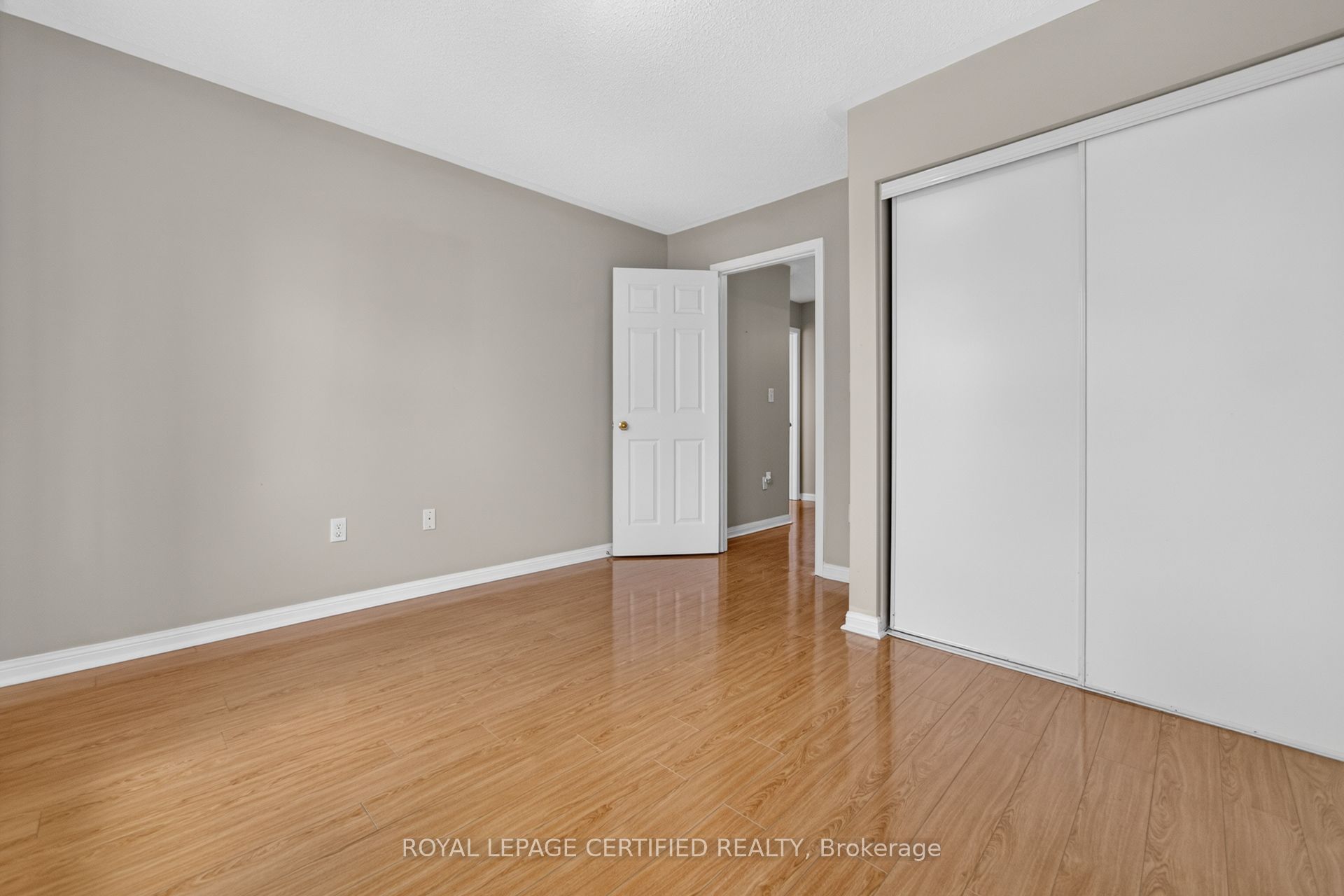 464 Collis Court Property Photo 27
