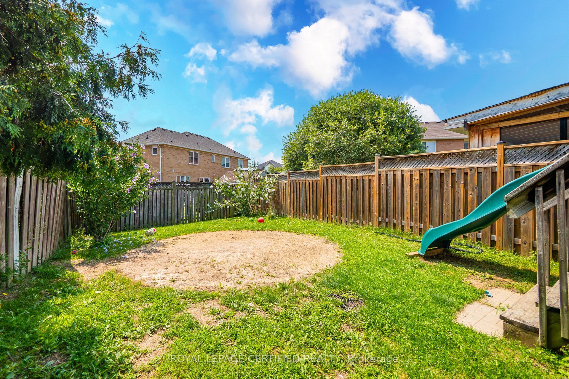 464 Collis Court Property Photo 47
