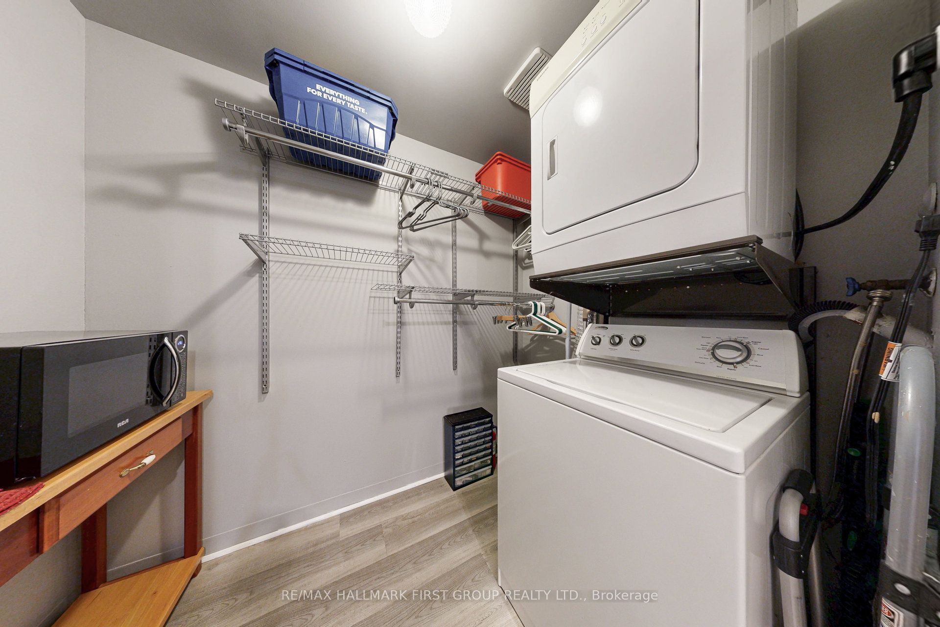 8351 Mclaughlin Road S 218 Property Photo 12