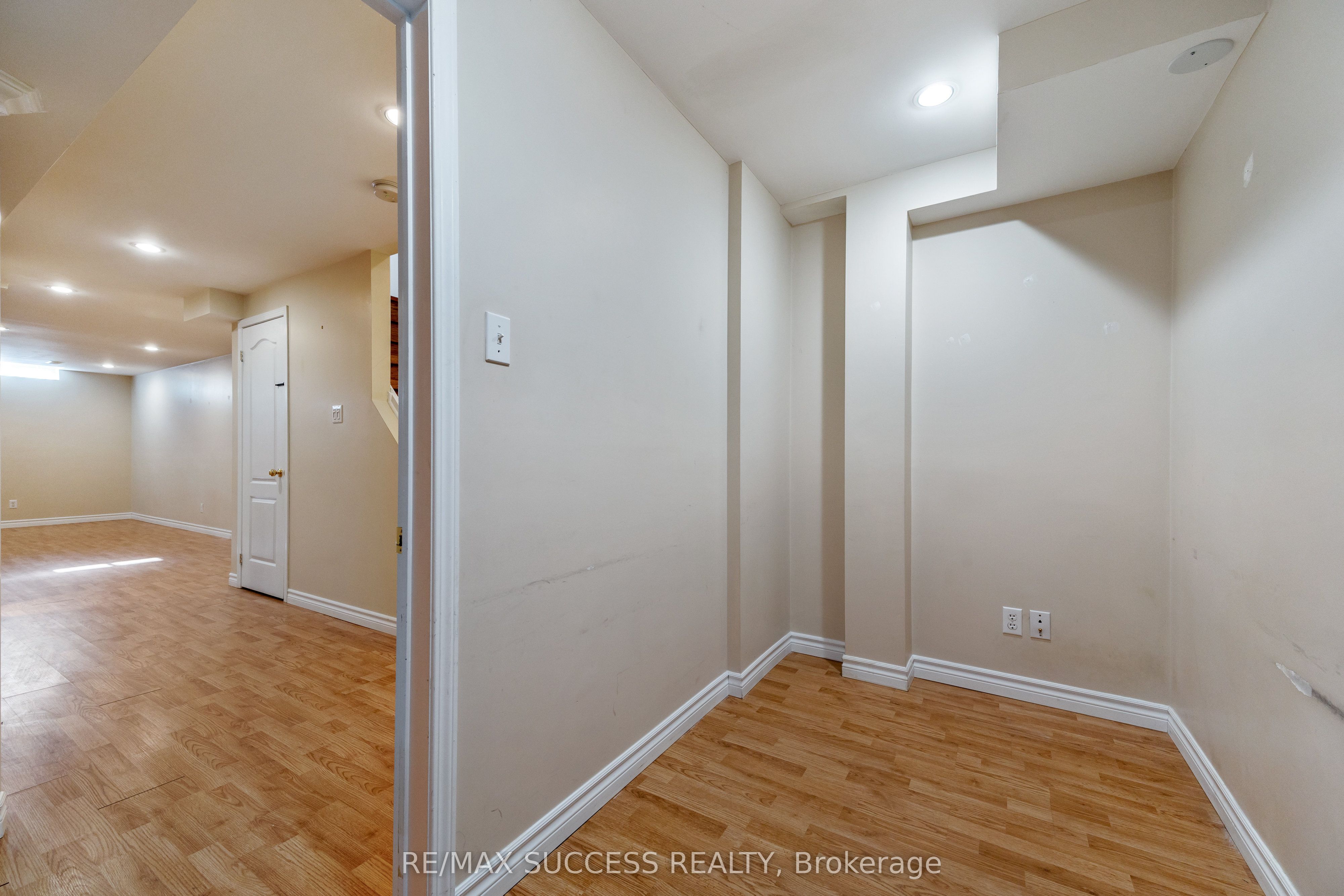 3752 Milkwood Crescent Property Photo 33