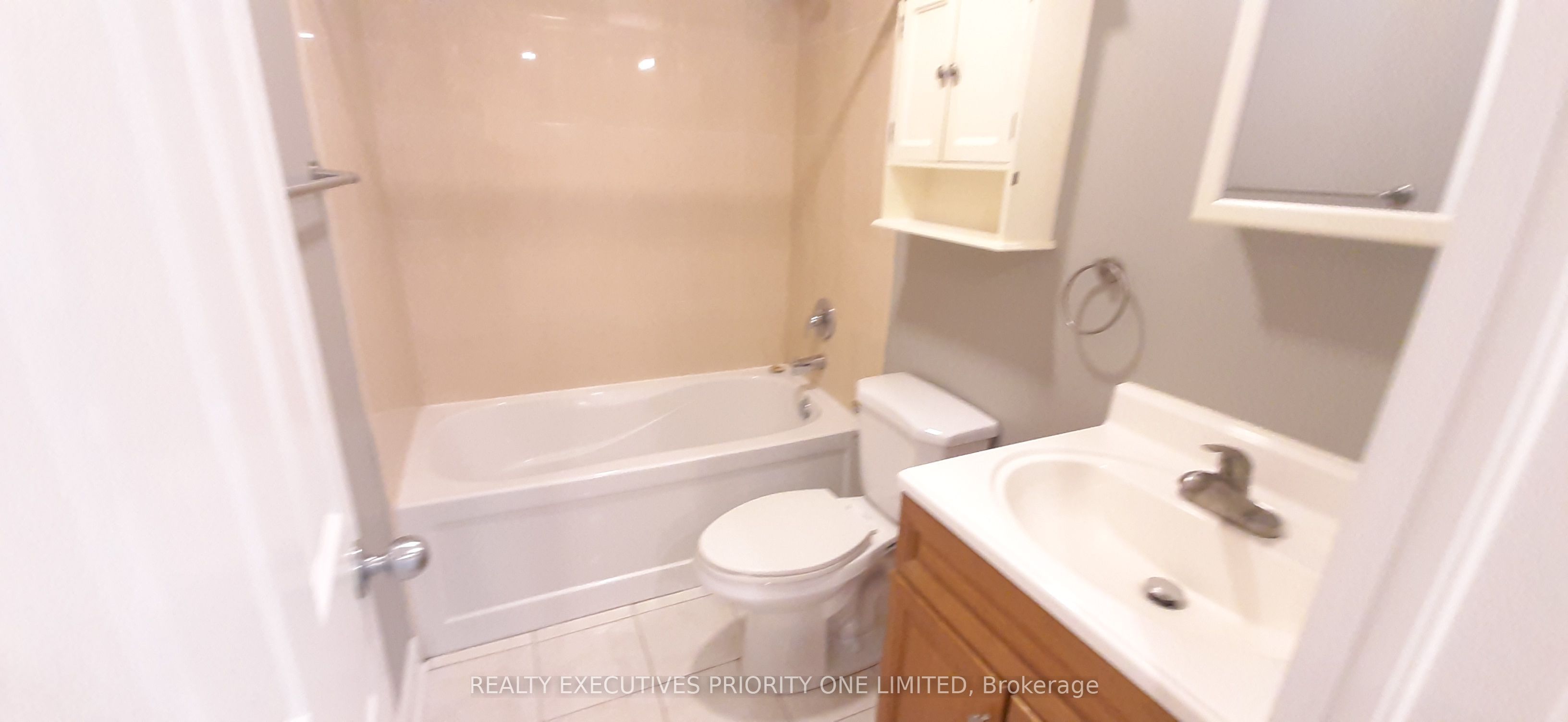 138 Day Avenue Property Photo 7