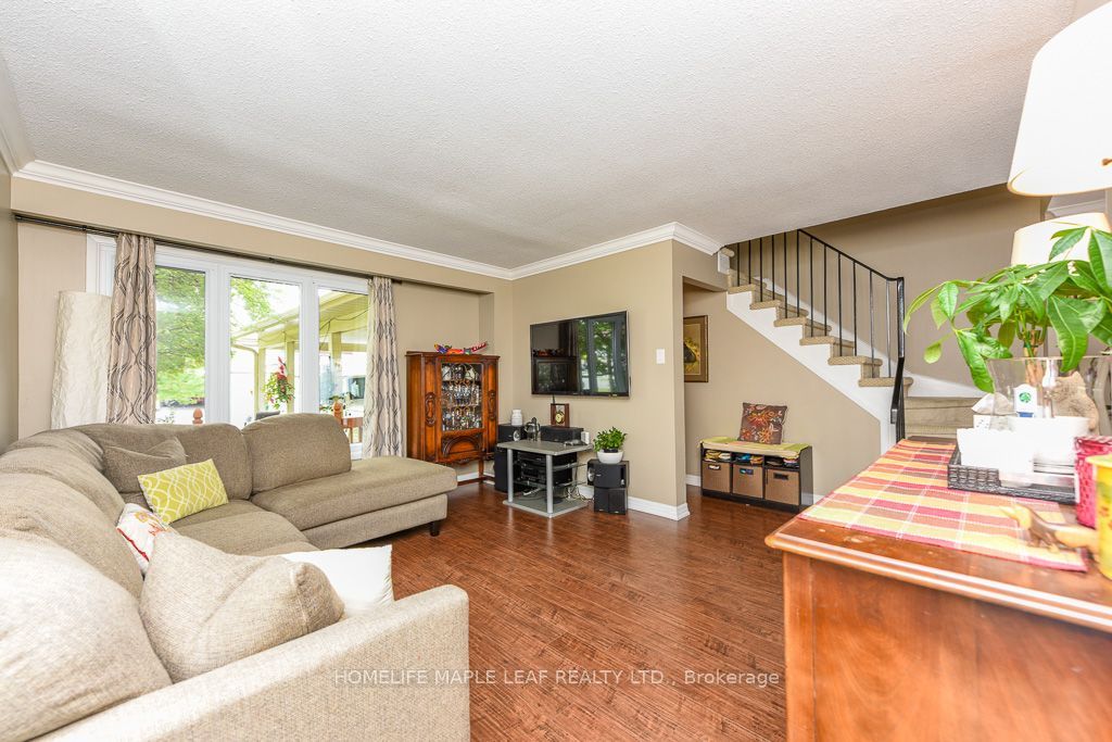 30 Primrose Crescent Property Photo 11