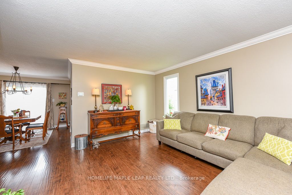 30 Primrose Crescent Property Photo 12