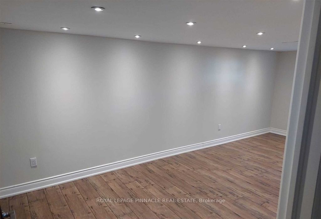 2587 Burslem Road Bsmt Property Photo 19