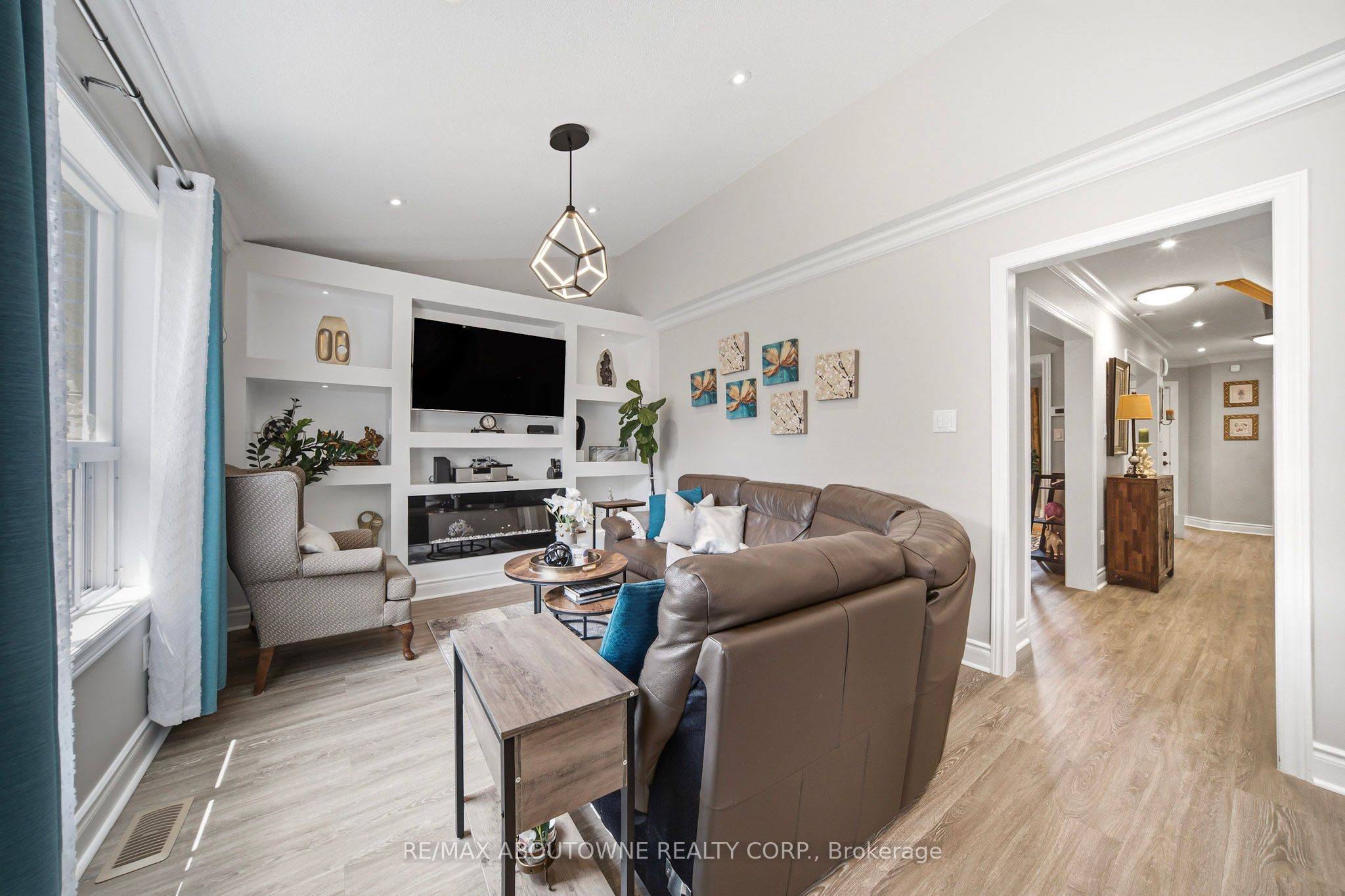 5184 Red Brush Drive Property Photo 11