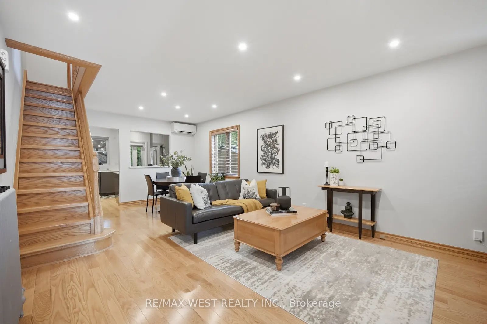 151 Jane Street Property Photo 8