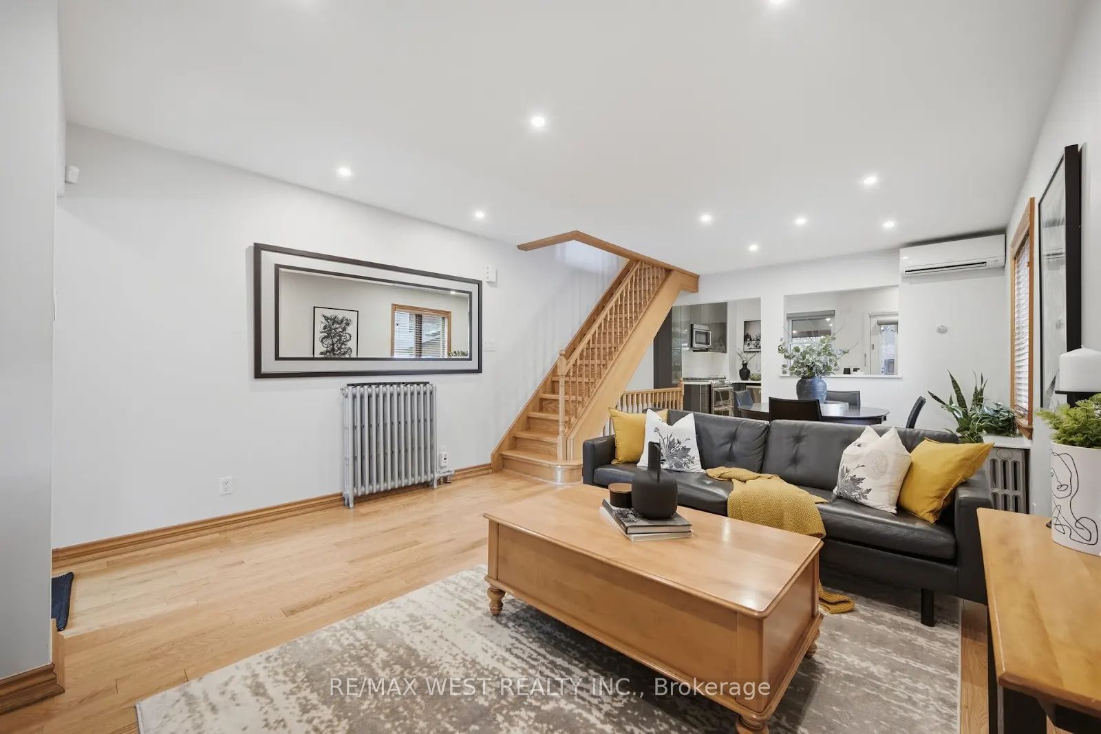 151 Jane Street Property Photo 9