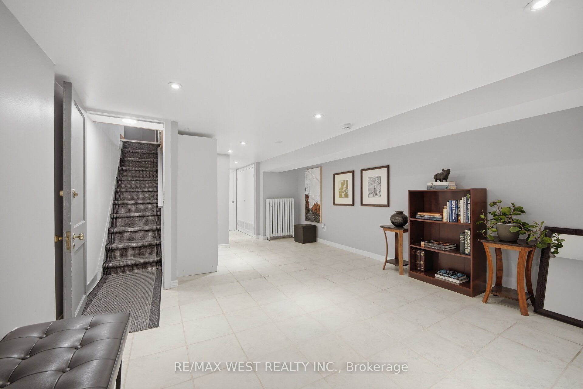151 Jane Street Property Photo 29