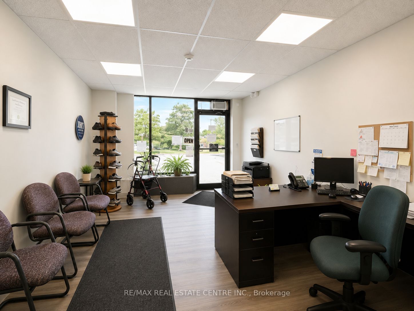 2540 Weston Road Property Photo 8
