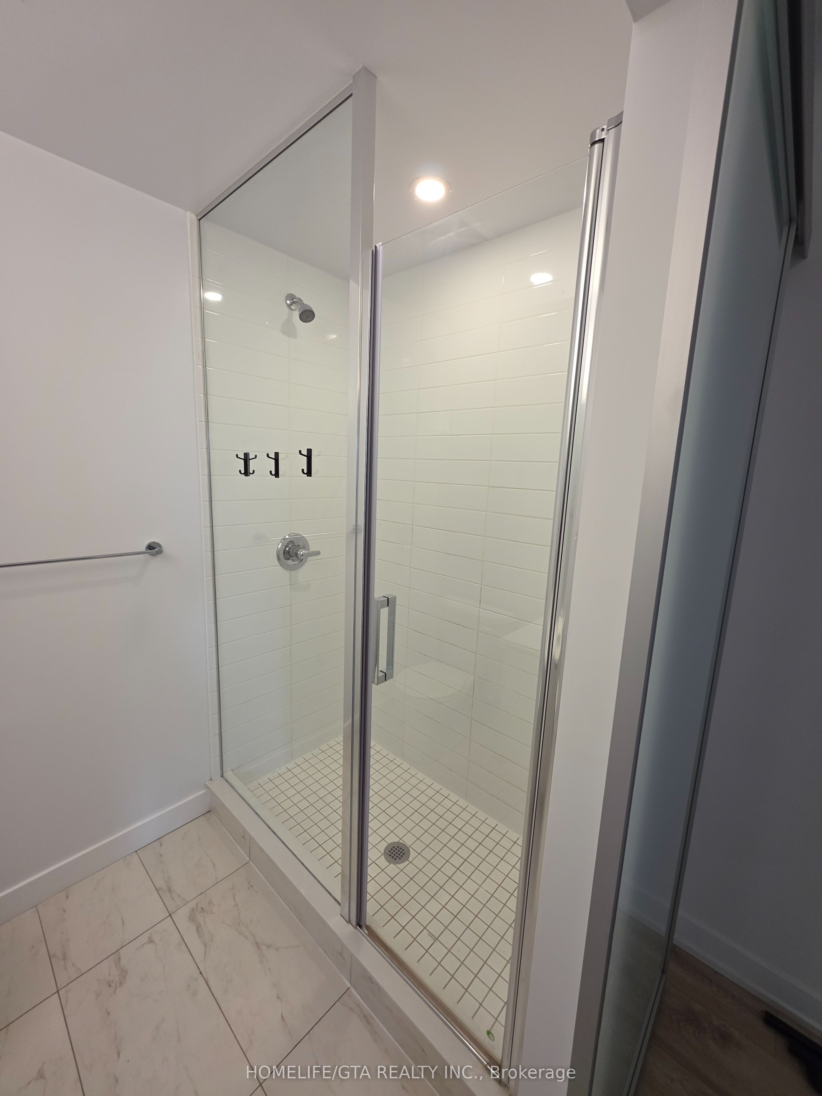 2433 Dufferin Street 208 Property Photo 26