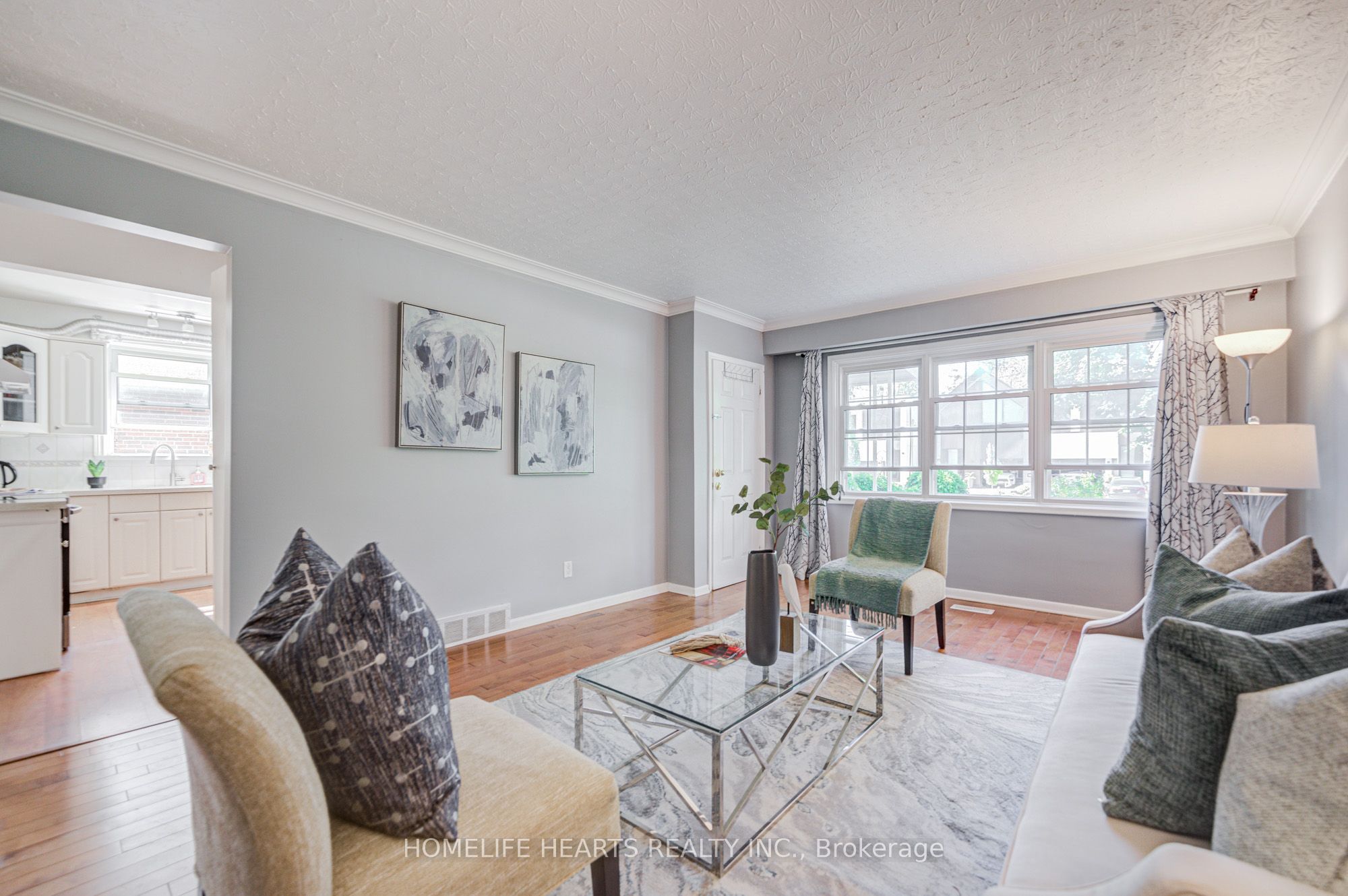 23 Broadview Avenue Property Photo 9