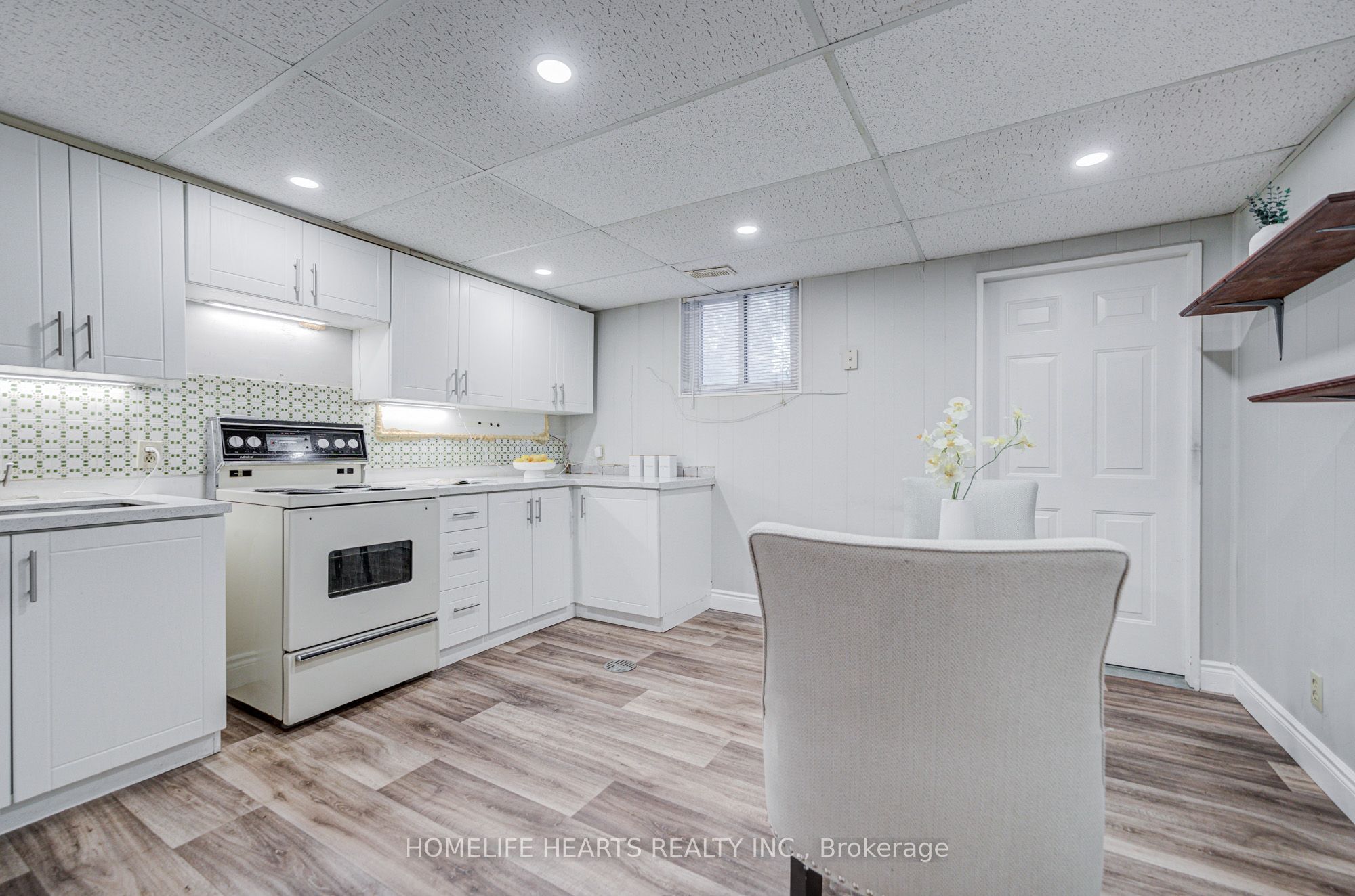 23 Broadview Avenue Property Photo 38