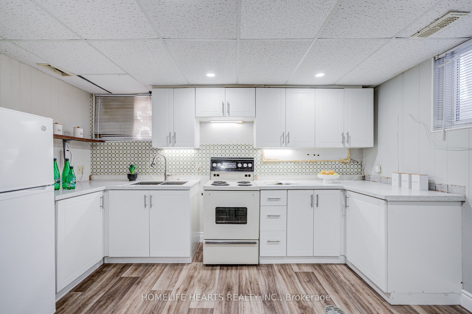 23 Broadview Avenue Property Photo 40