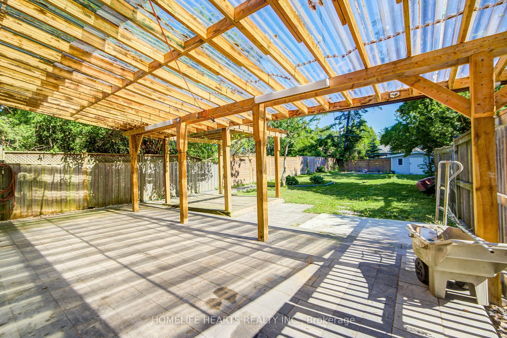 23 Broadview Avenue Property Photo 45