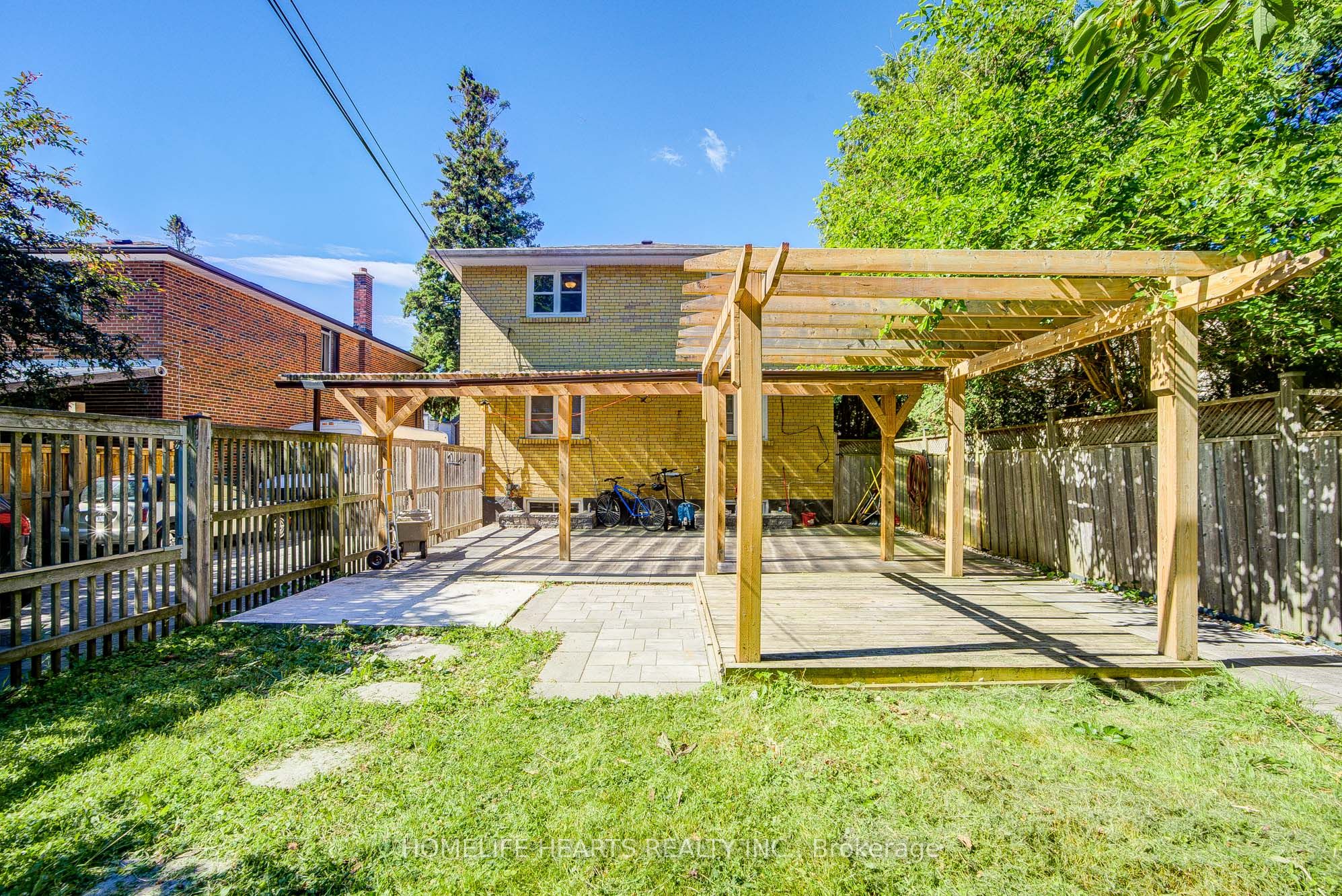 23 Broadview Avenue Property Photo 47