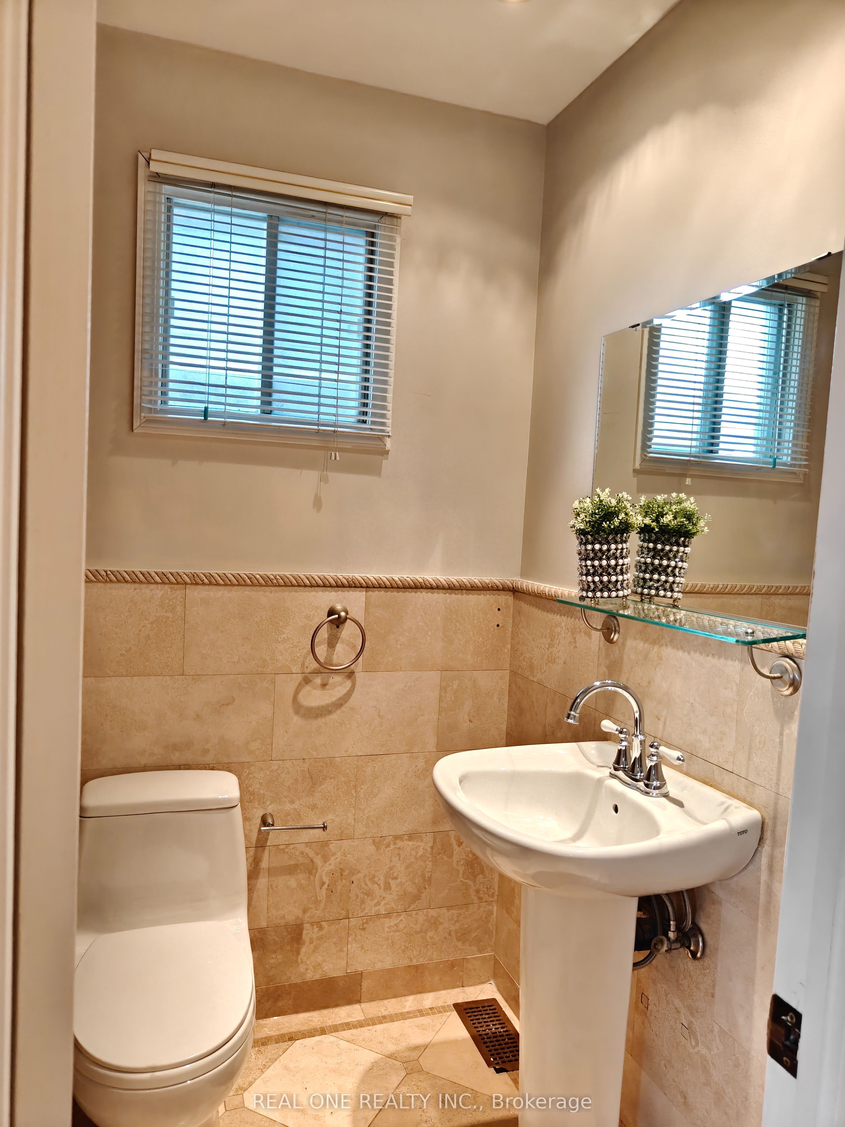 476 Bud Gregory Boulevard Property Photo 21