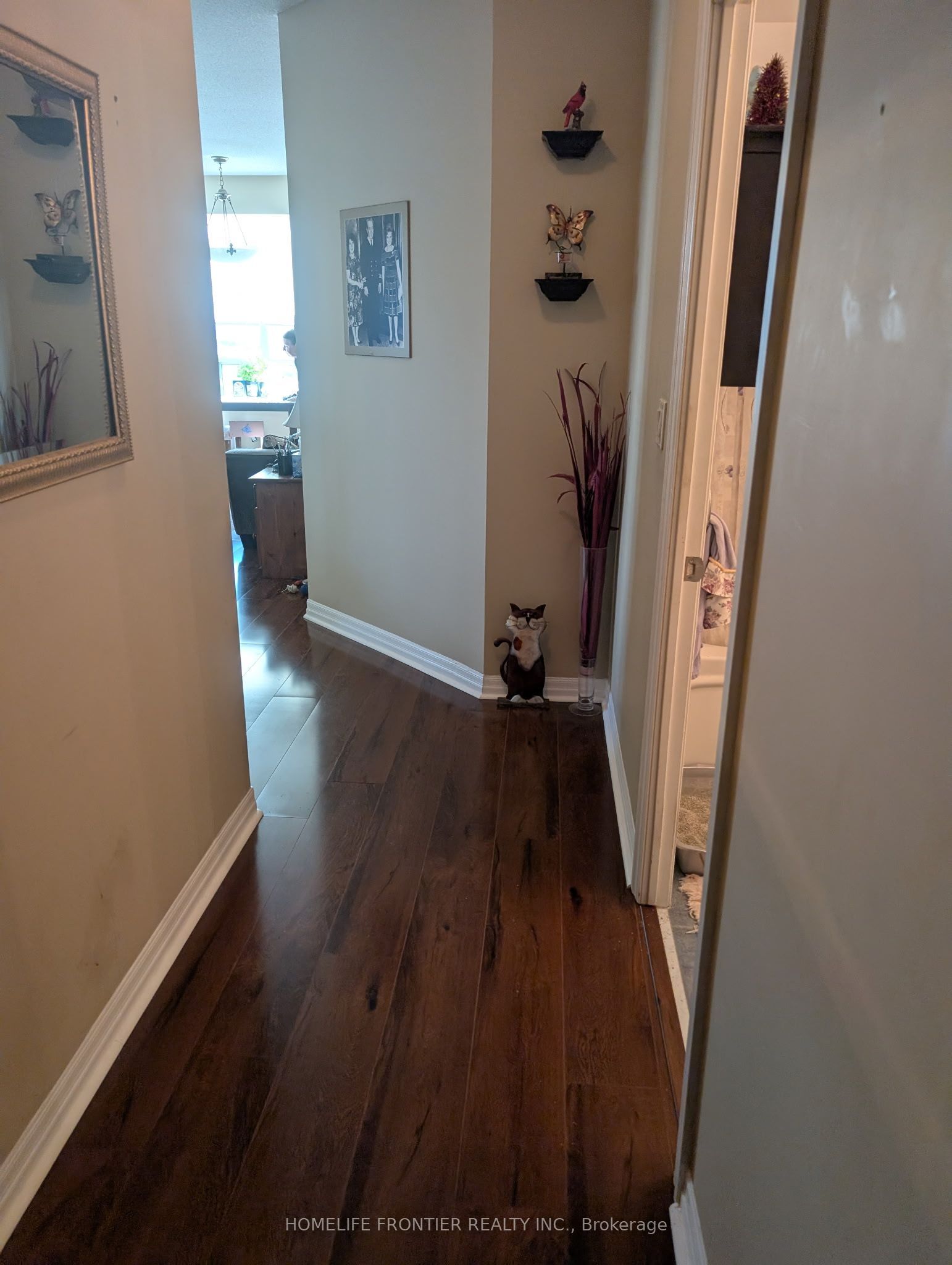 1359 Rathburn Road 1009 Property Photo 11