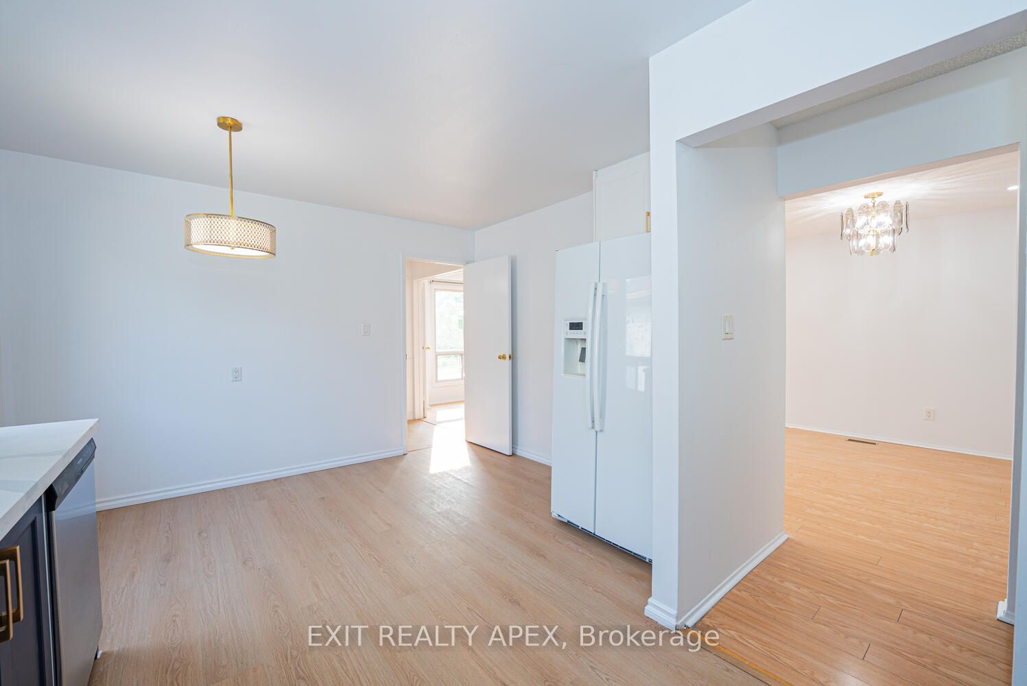 122 Centre Street N Property Photo 17