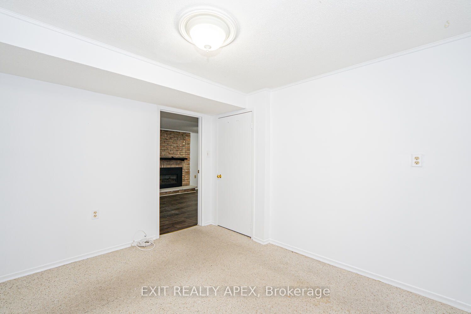 122 Centre Street N Property Photo 39