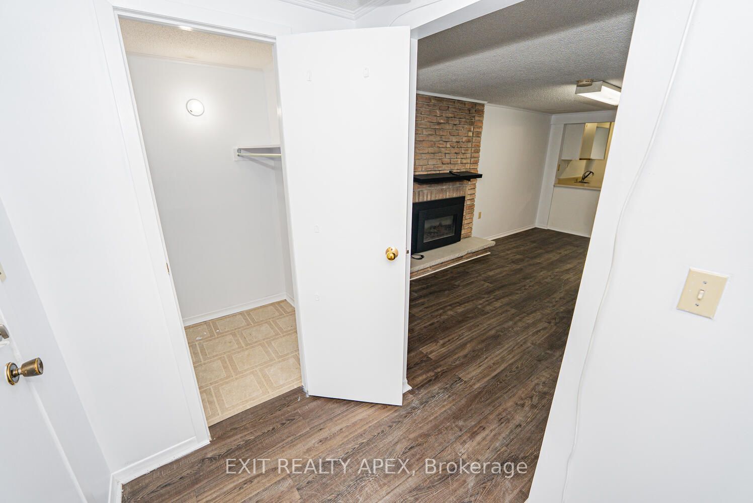 122 Centre Street N Property Photo 40