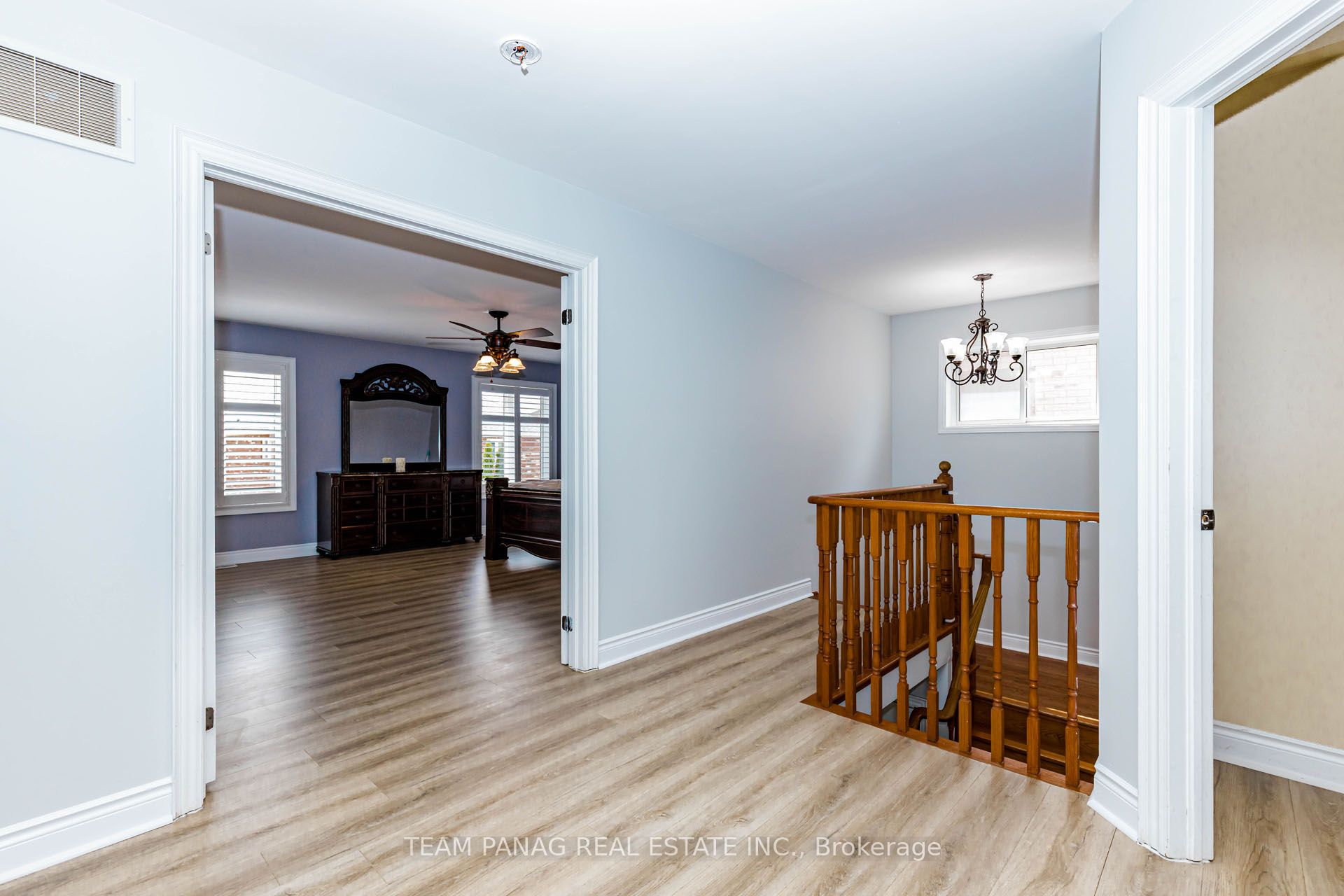 233 Queen Mary Drive Property Photo 20