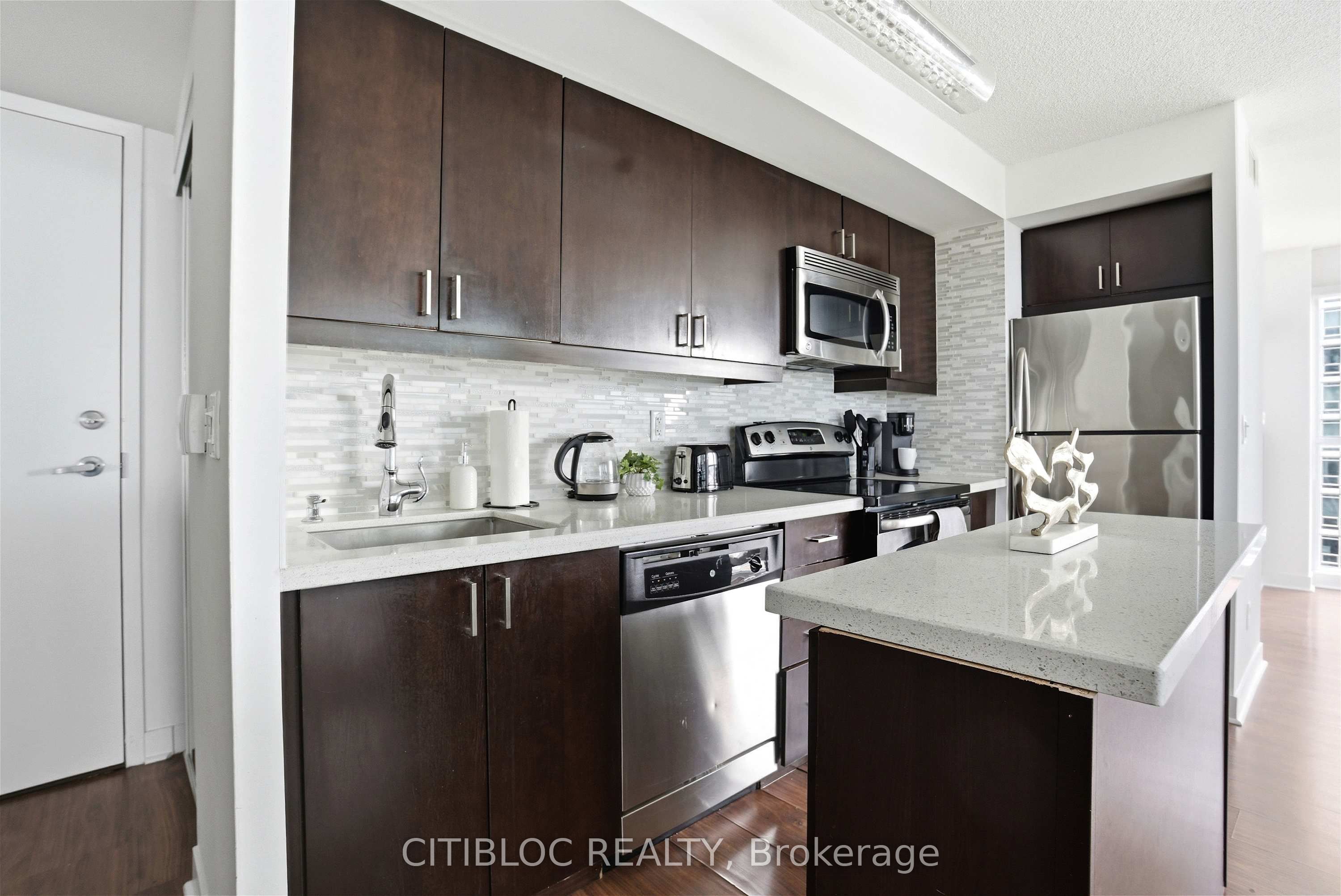 155 Legion Road N 1313 Property Photo 4