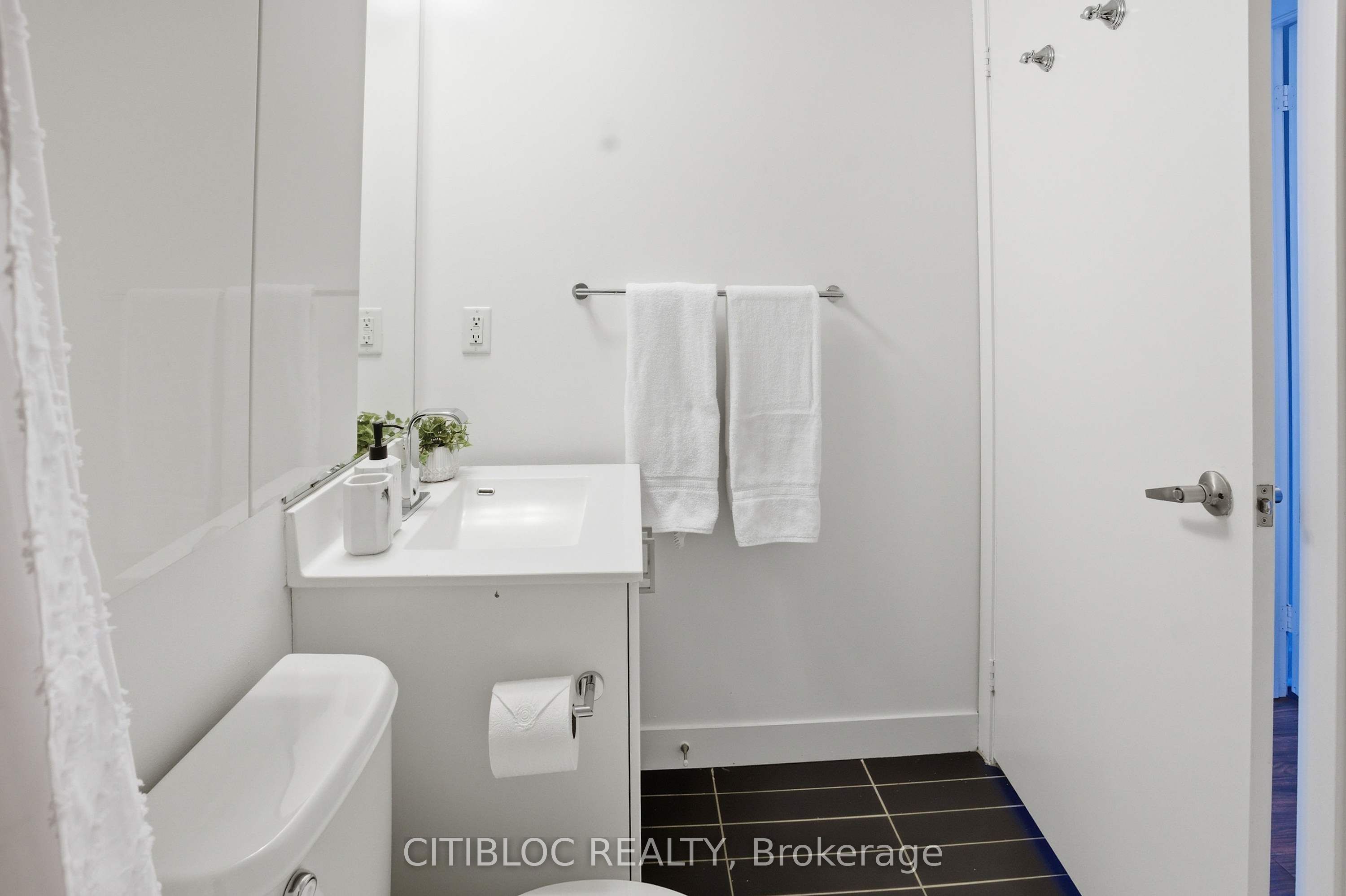 155 Legion Road N 1313 Property Photo 13