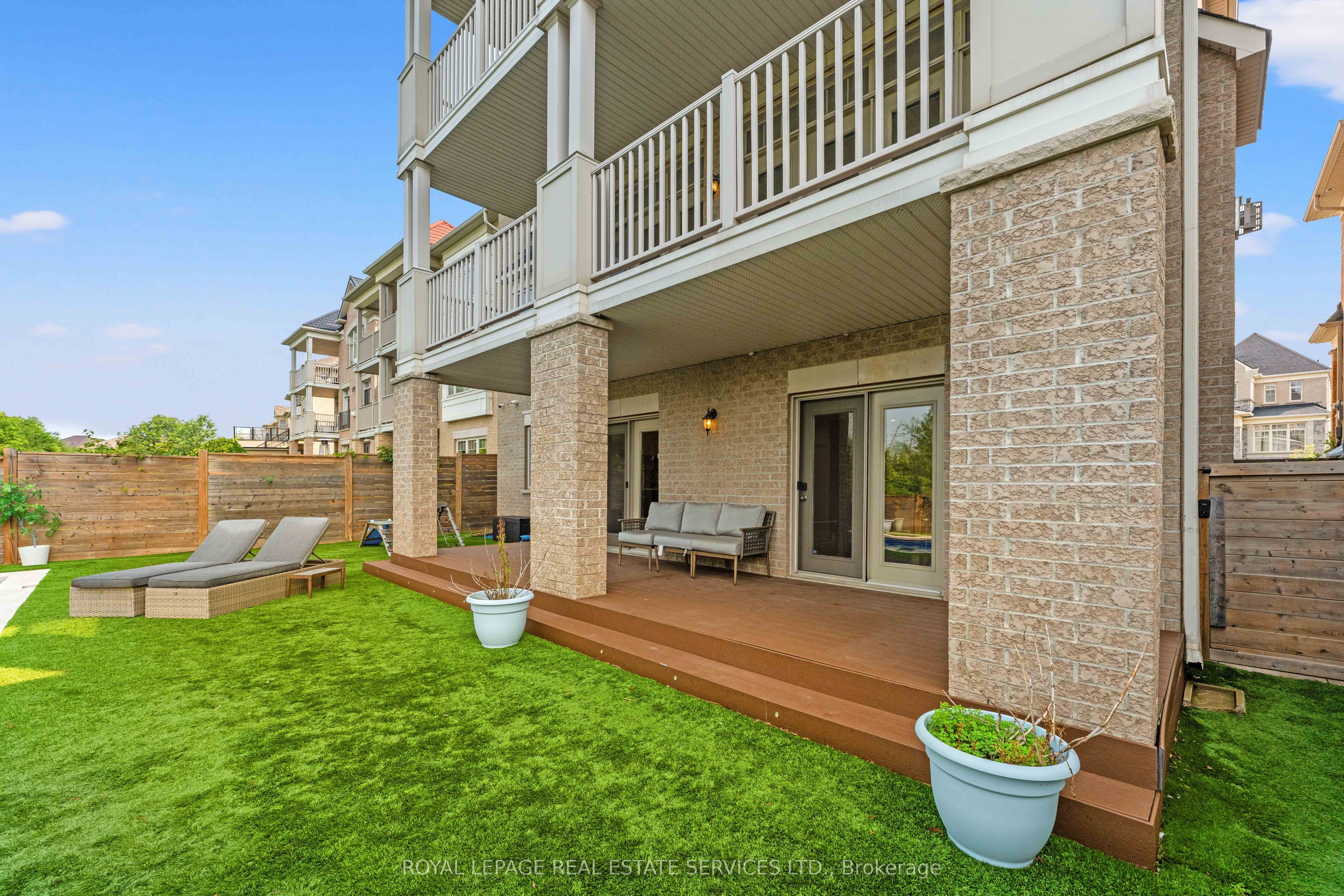 118 Coastline Drive Property Photo 36