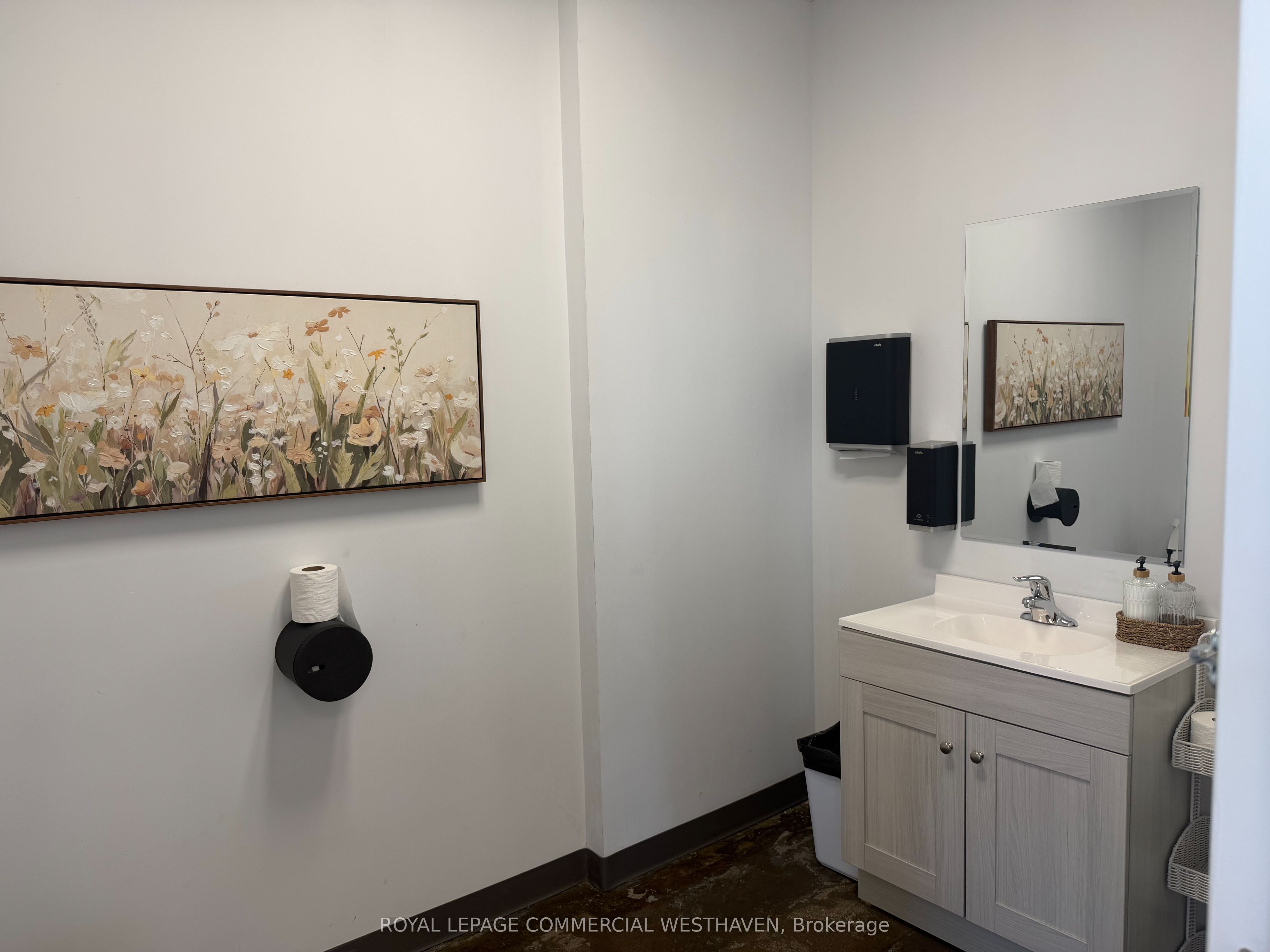 41 Densley Avenue Property Photo 9