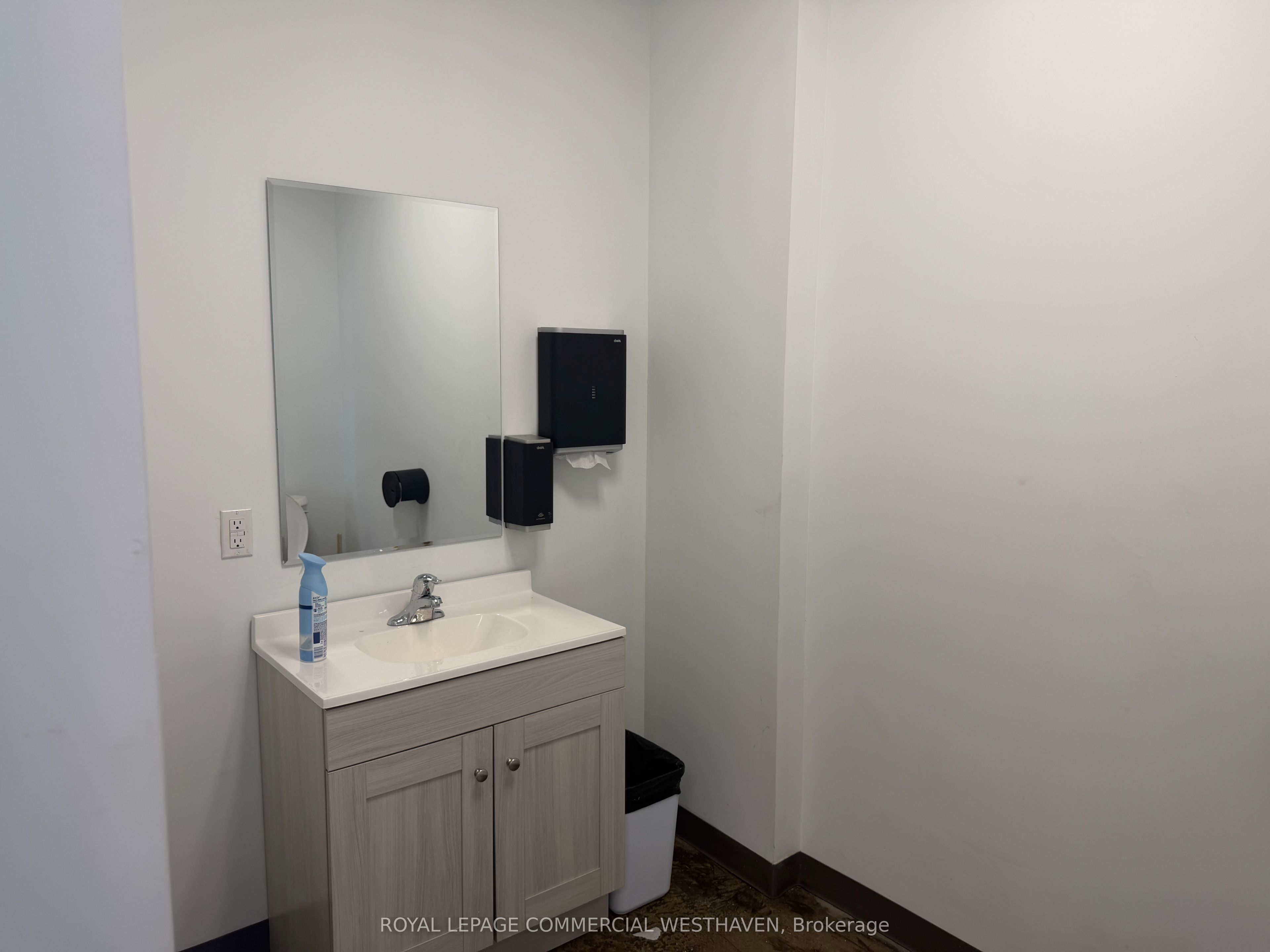 41 Densley Avenue Property Photo 11