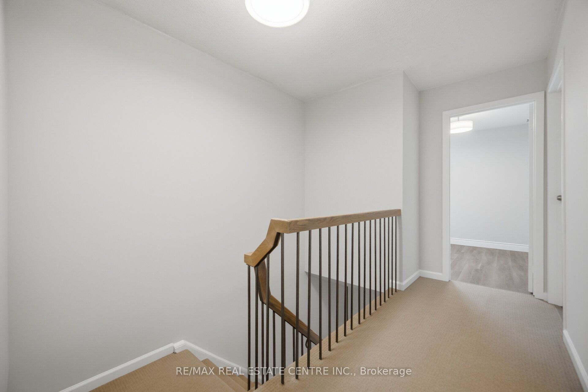 1951 Rathburn Road E 177 Property Photo 14