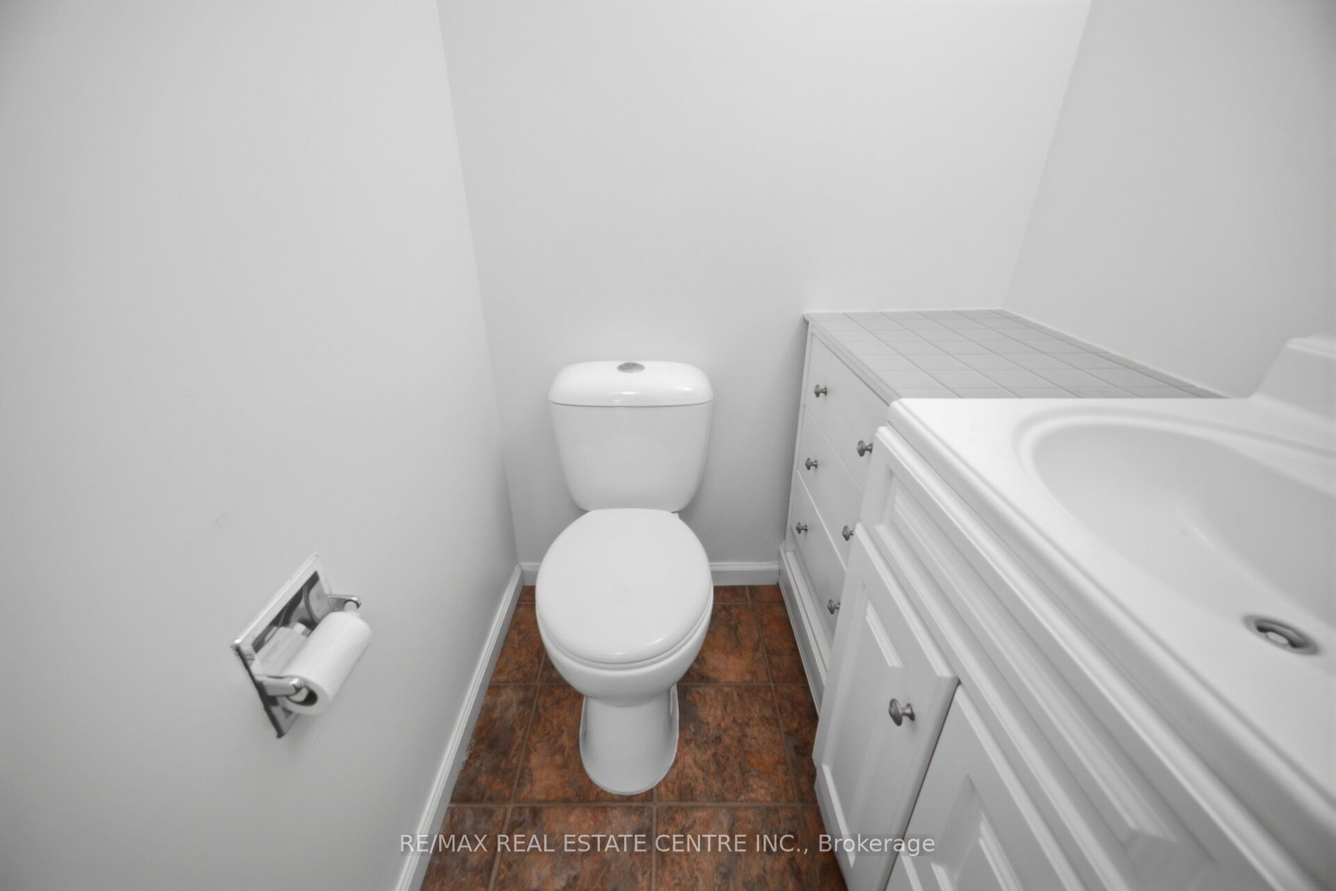1951 Rathburn Road E 177 Property Photo 19