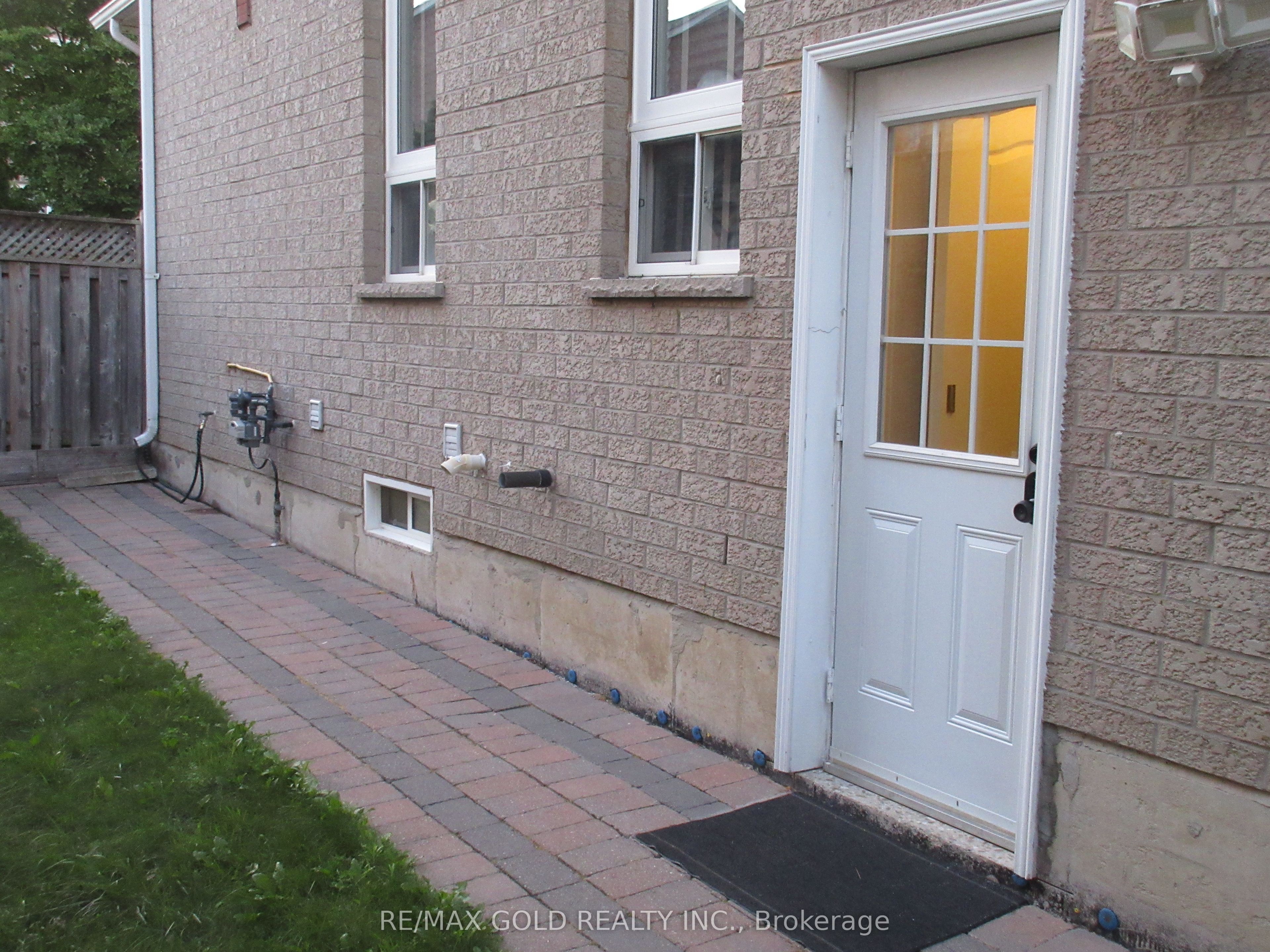 5687 Passion Flower Boulevard Property Photo 3