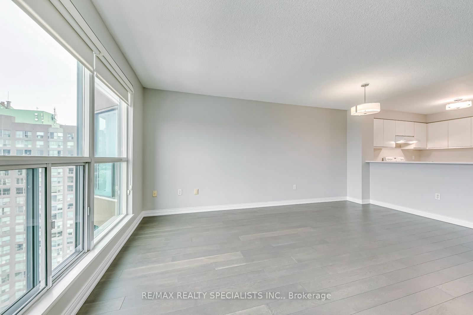 2177 Burnhamthorpe Road W 1605 Property Photo 20