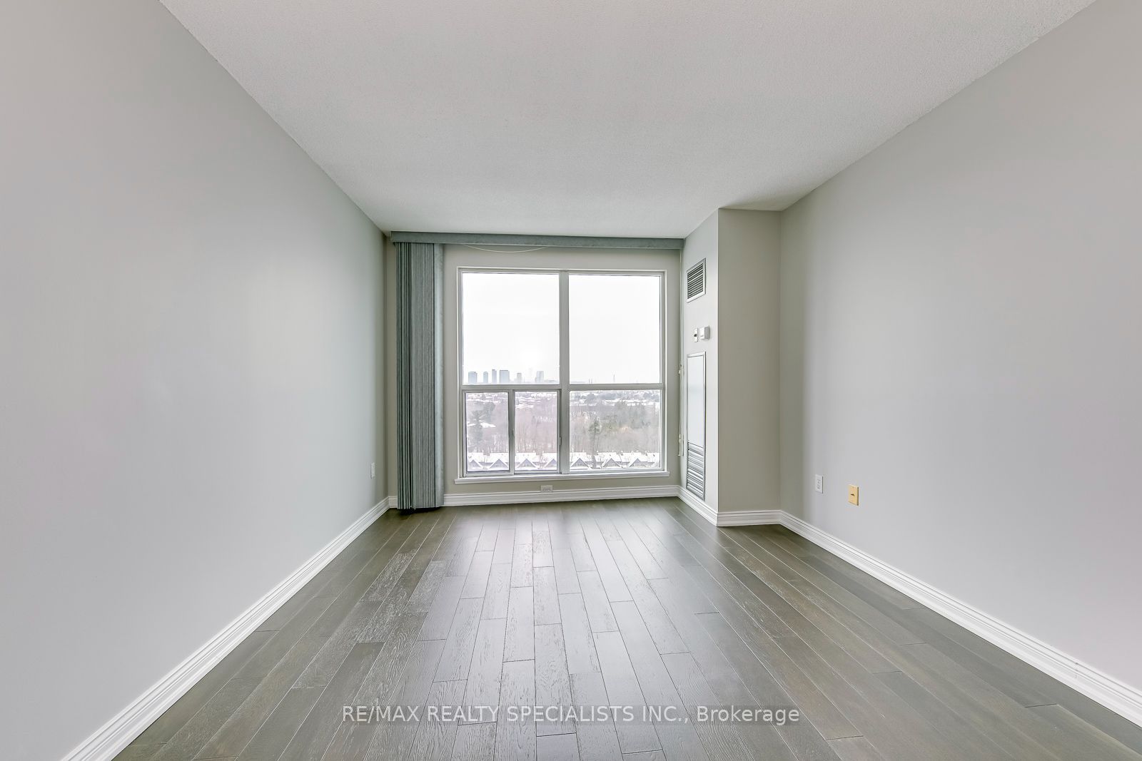 2177 Burnhamthorpe Road W 1605 Property Photo 25