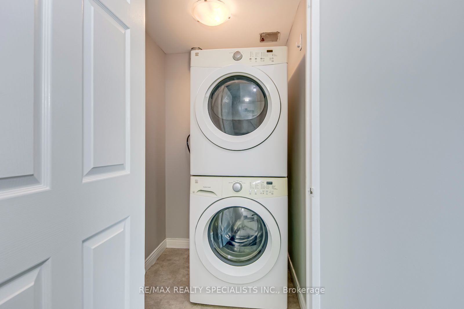 2177 Burnhamthorpe Road W 1605 Property Photo 37
