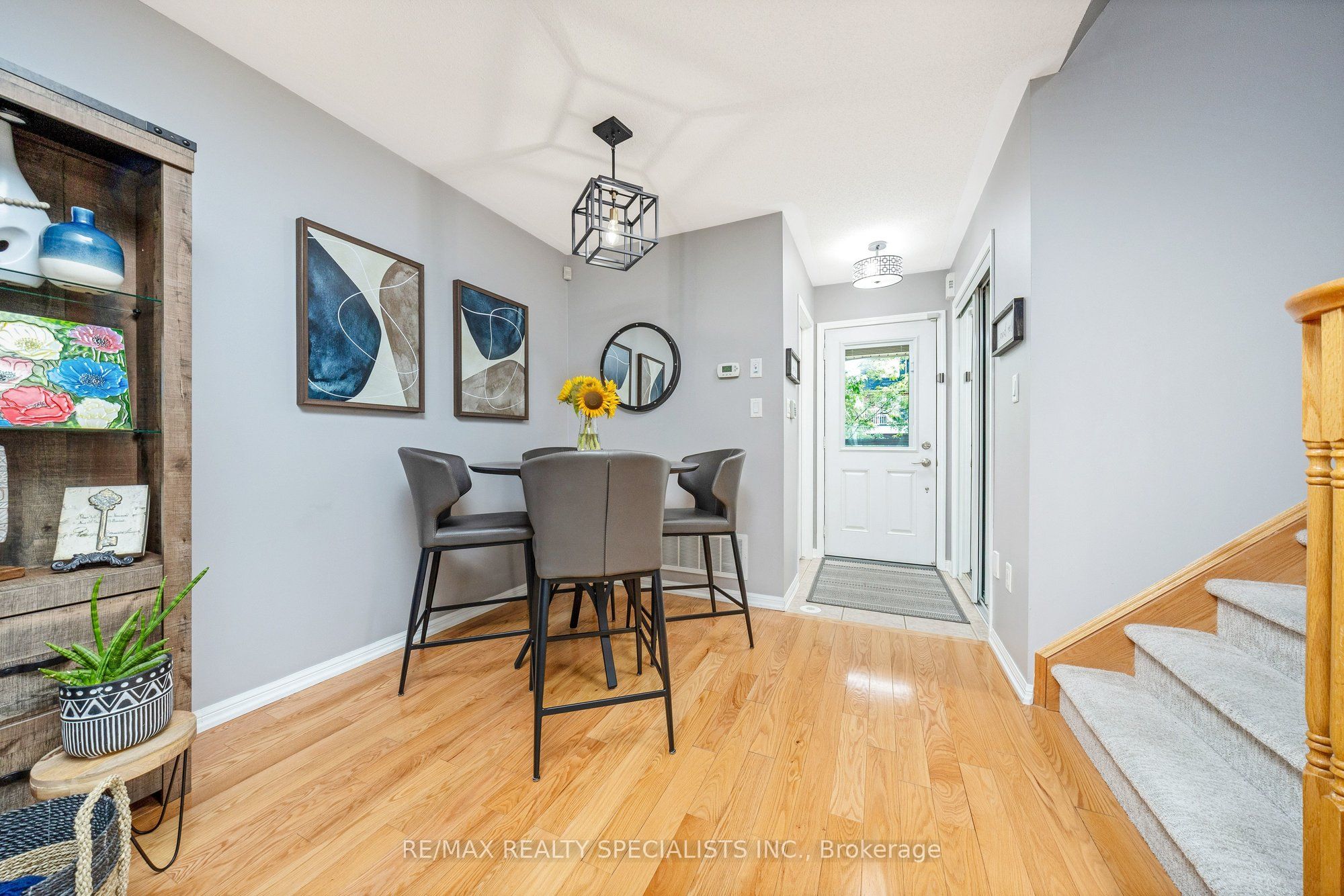 590 Speyer Circle Property Photo 7