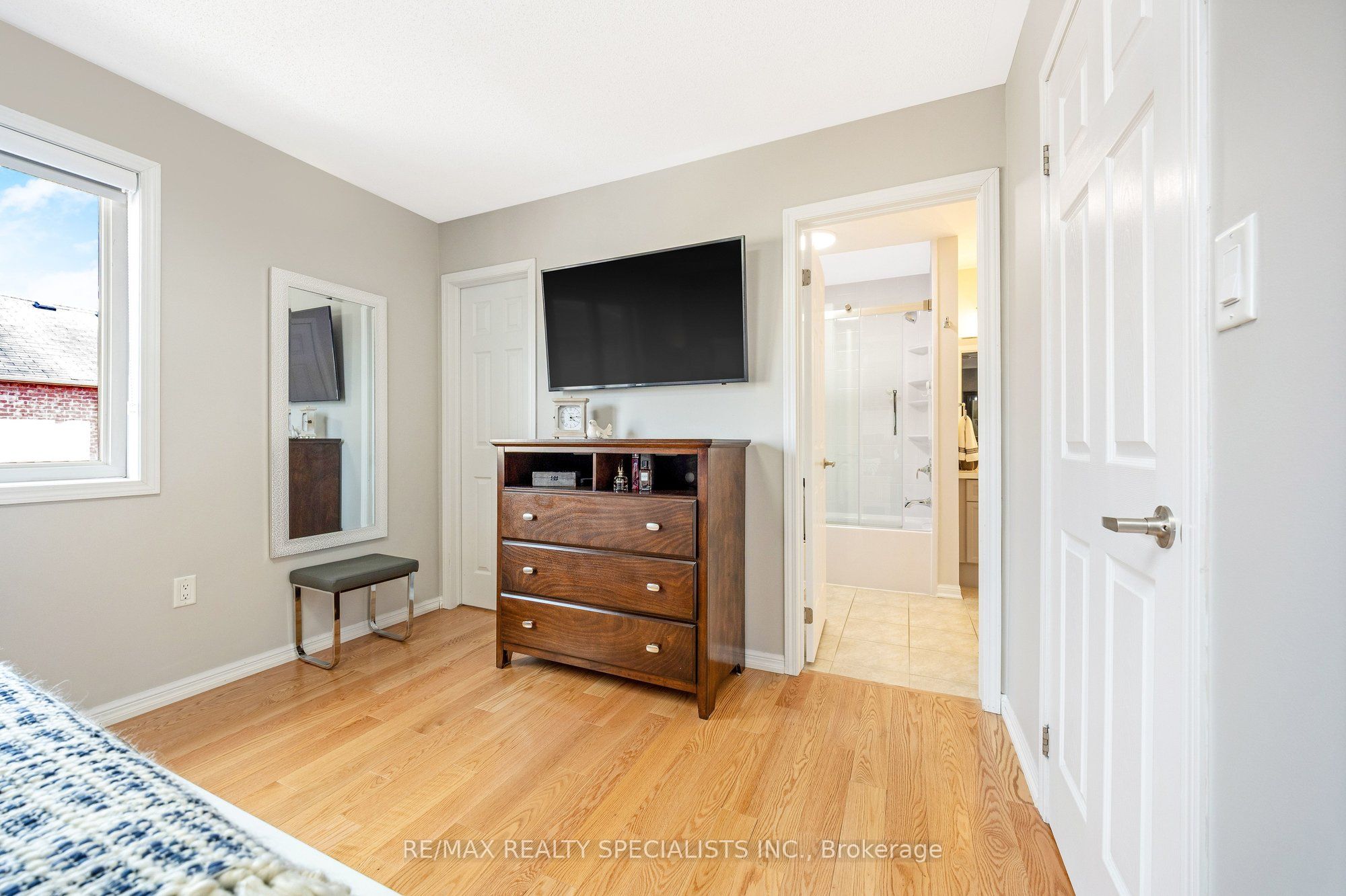 590 Speyer Circle Property Photo 23