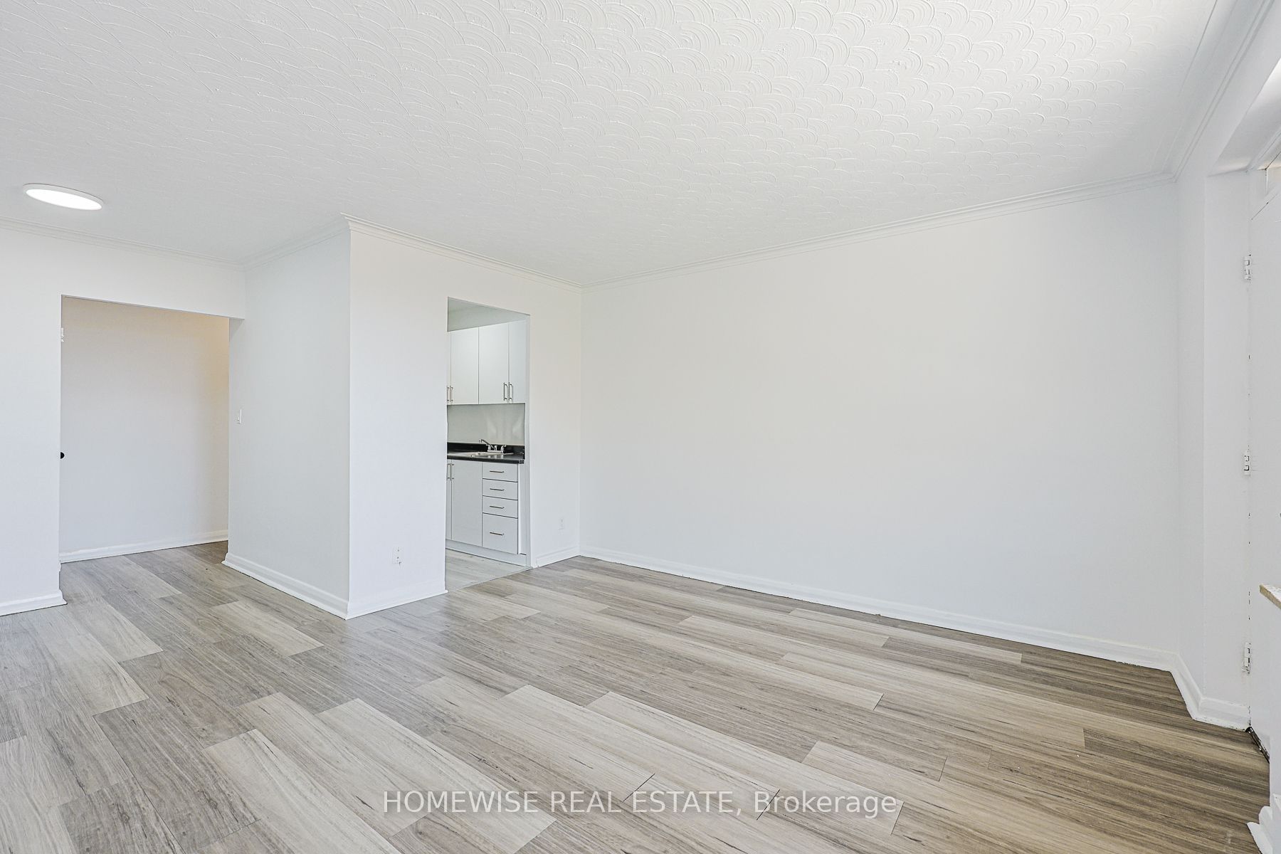 2204 Dufferin Street 202 Property Photo 7