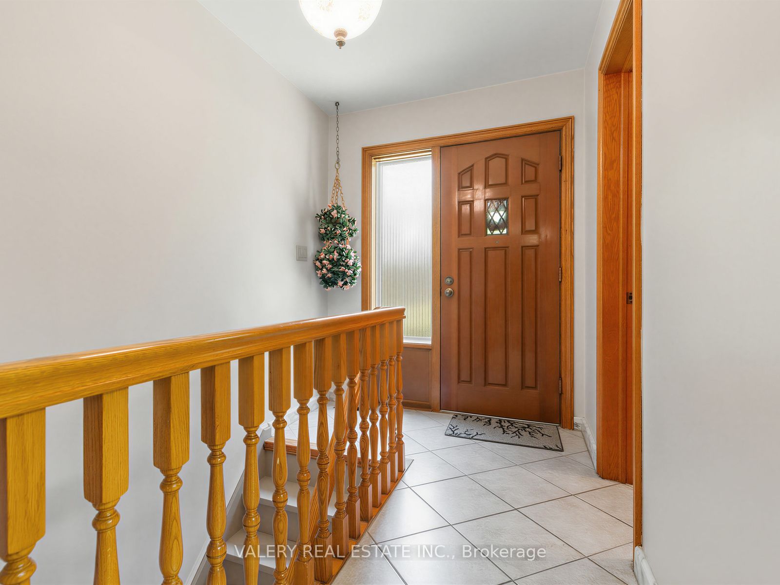 370 Maple Leaf Drive Property Photo 18