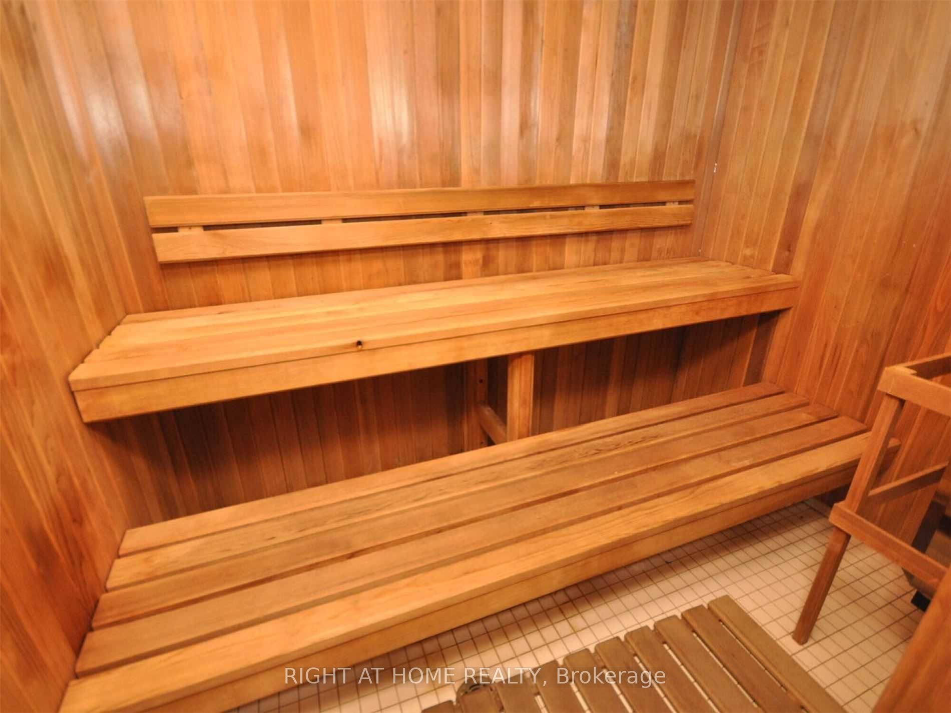 55 Strathaven Drive 1808 Property Photo 24