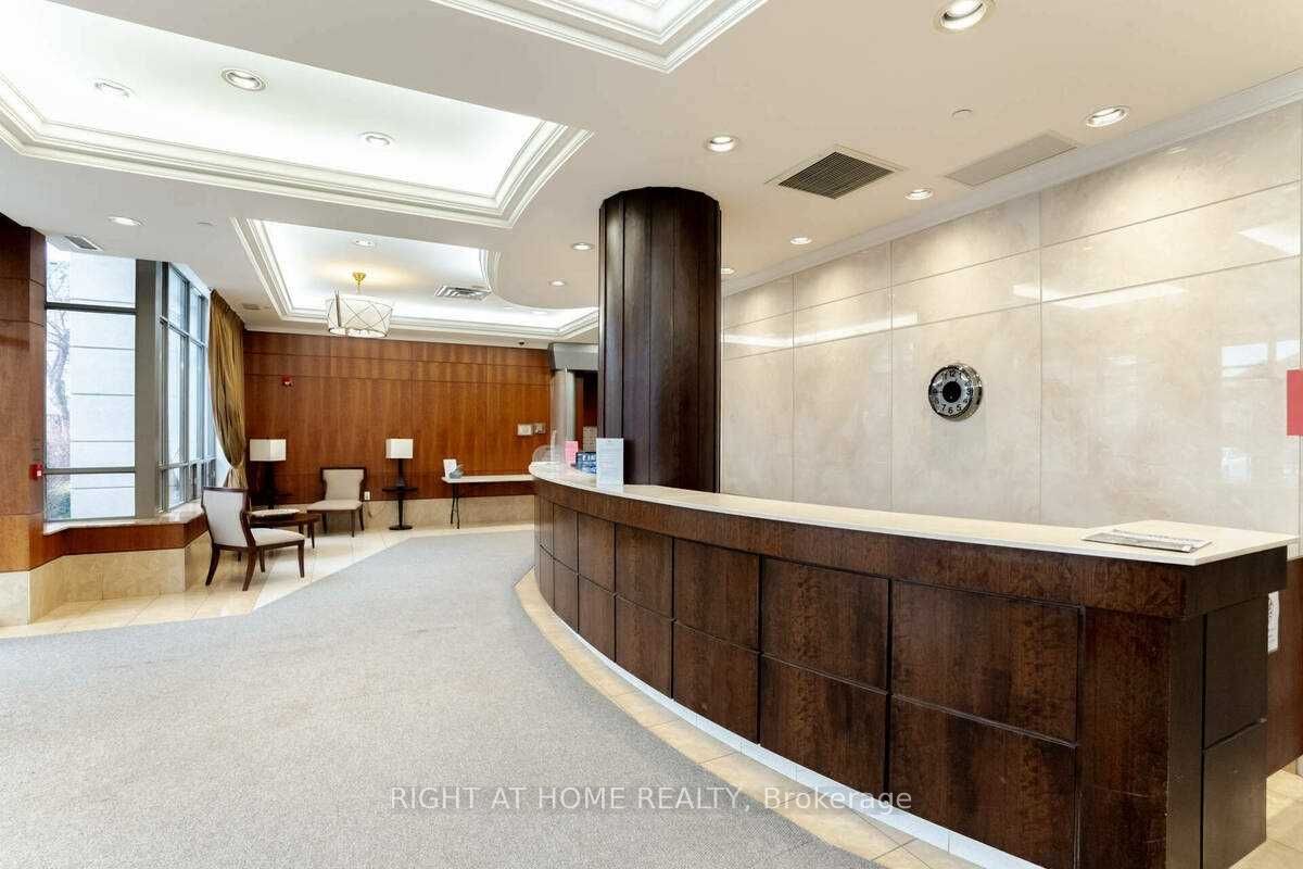 55 Strathaven Drive 1808 Property Photo 30